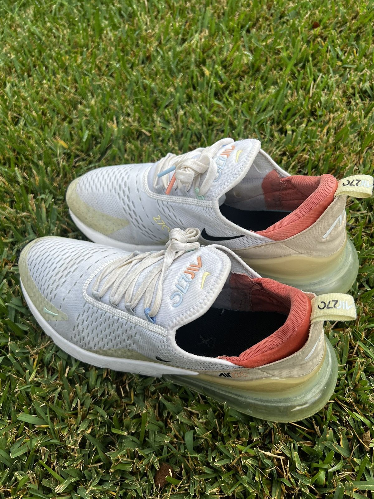 Nike CLEAN Nike Air Max 270 Sanddrift size 15 Running shoes Size US 15 / EU 48 - 6 Thumbnail
