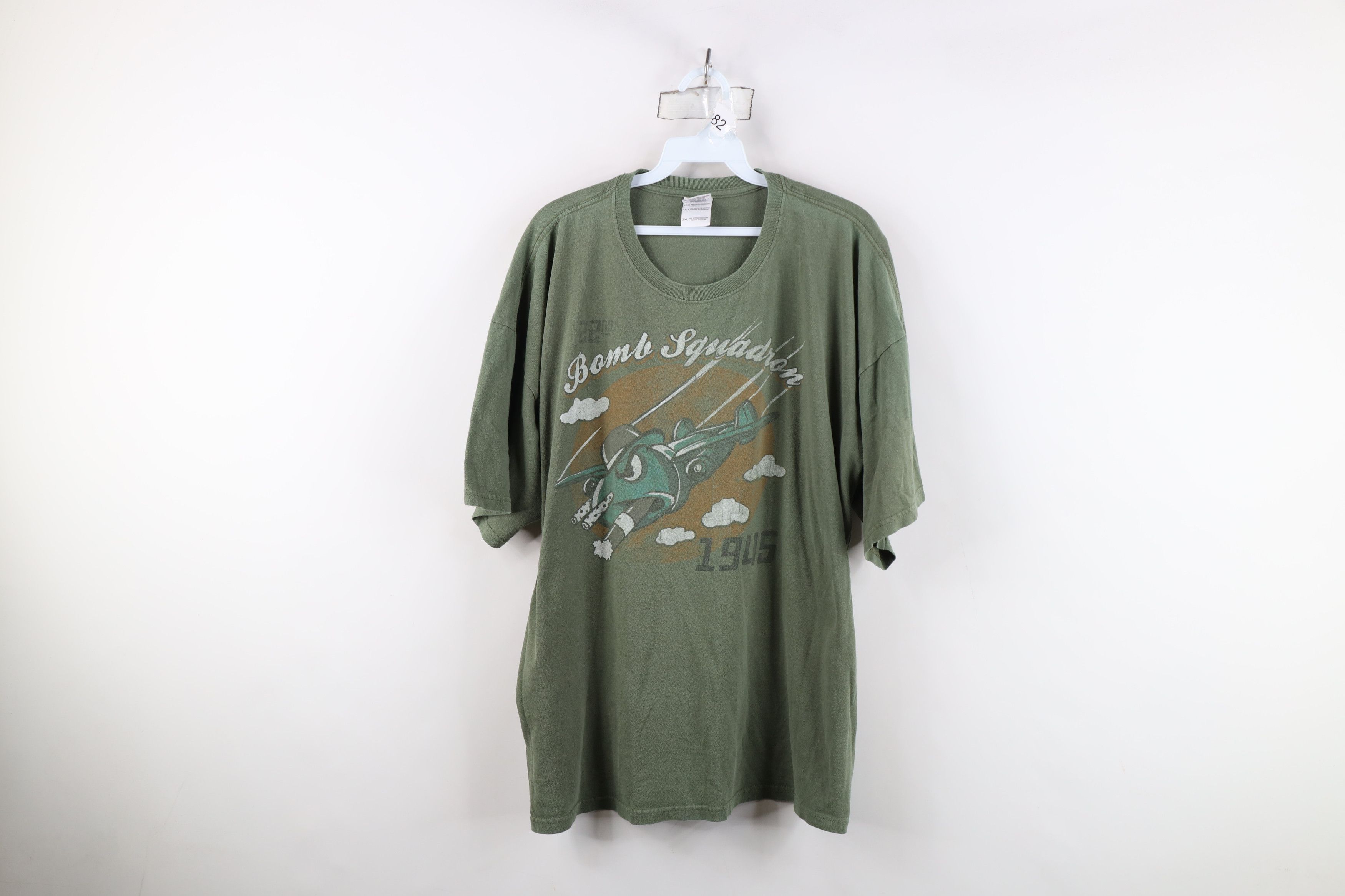 Vintage Vintage 22nd Bomb Squadron World War II Short Sleeve T-Shirt Size US XXL / EU 58 / 5 - 1 Thumbnail