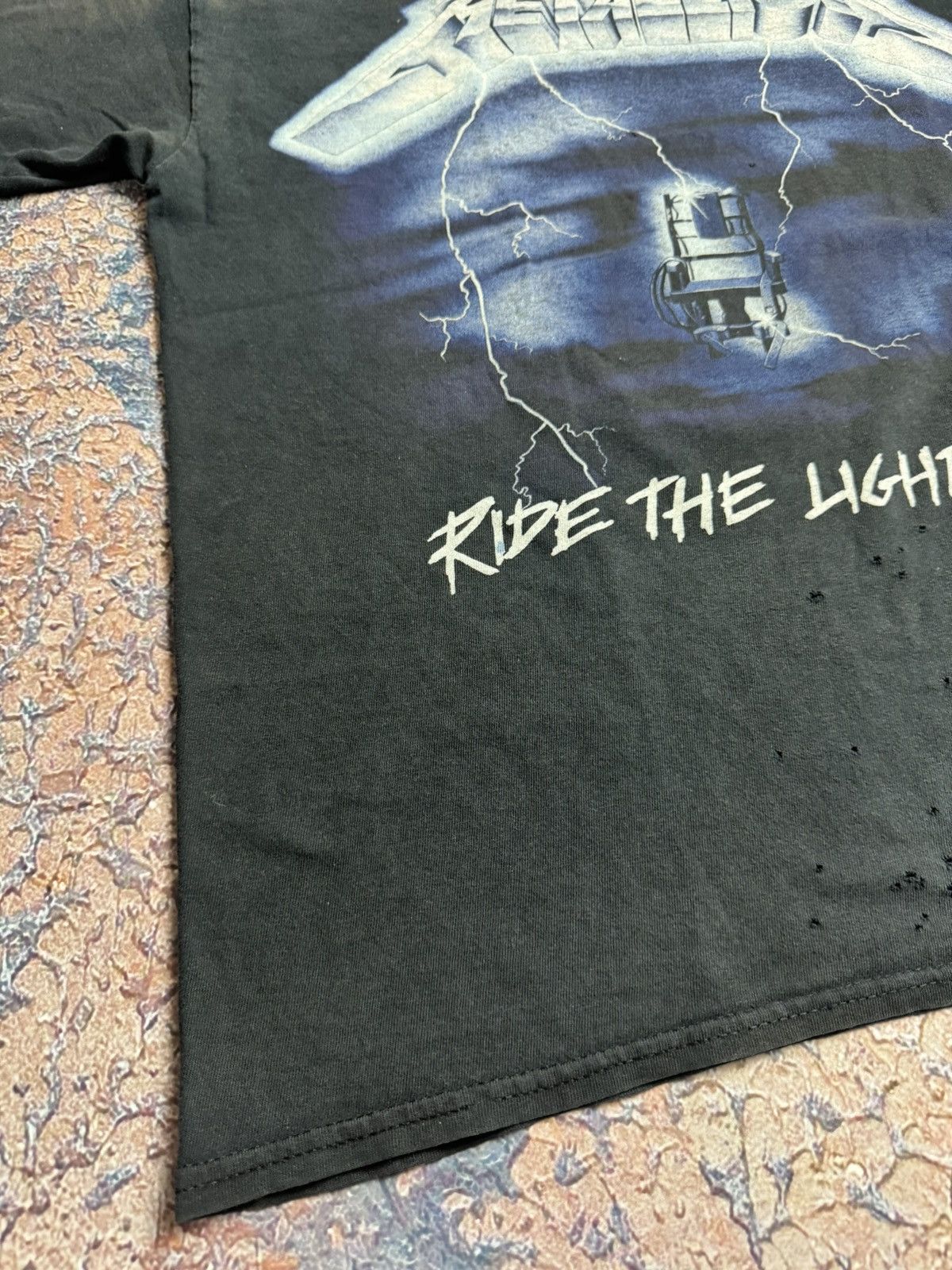 Metallica Vintage Style Metallica Ride the Lightning Band T Shirt Size US L / EU 52-54 / 3 - 3 Thumbnail