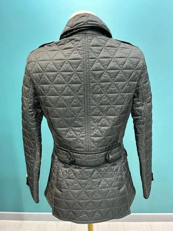 Burberry Burberry Quilted Gray Short Jacket for Women. Size S / US 4 / IT 40 - 2 Thumbnail