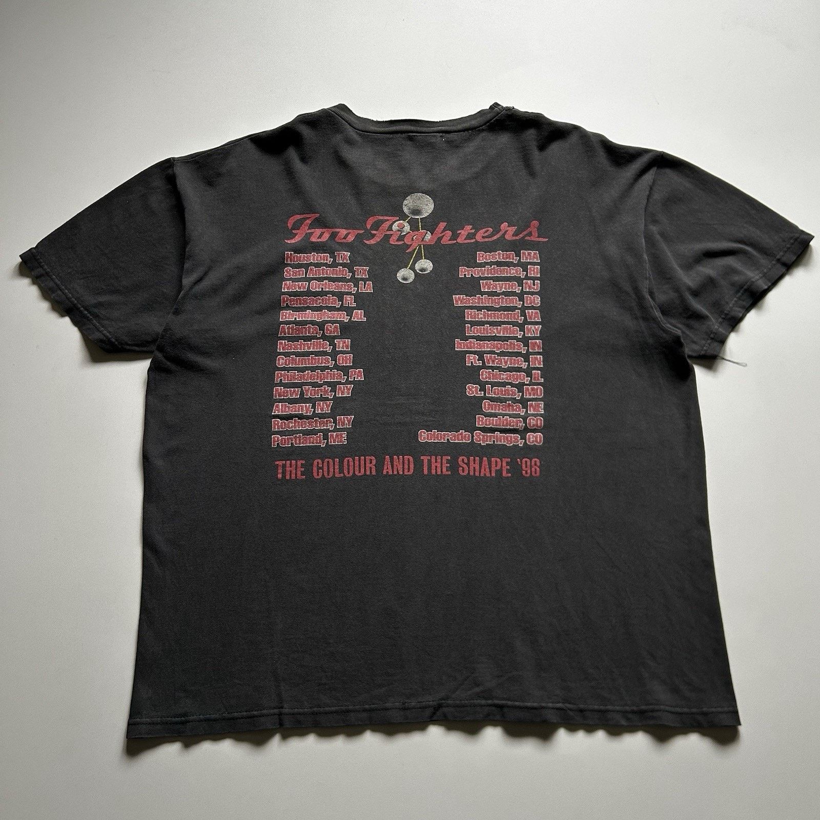 Band Tees × Vintage Vintage Foo Fighters Tour '98 T-Shirt Large Faded Black Rare Size US L / EU 52-54 / 3 - 3 Thumbnail