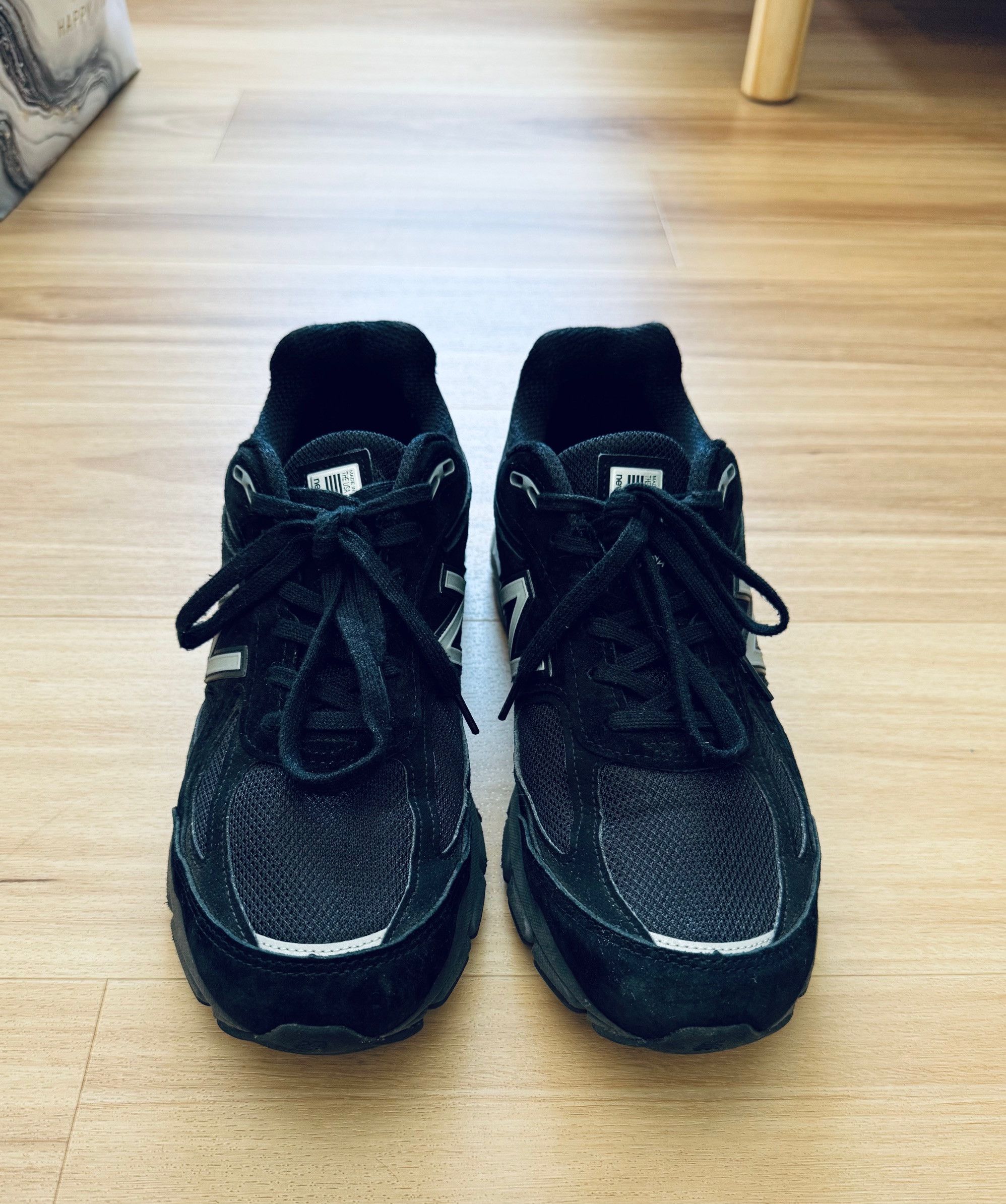 New Balance New Balance 990v4 Size US 10 / EU 43 - 1 Thumbnail