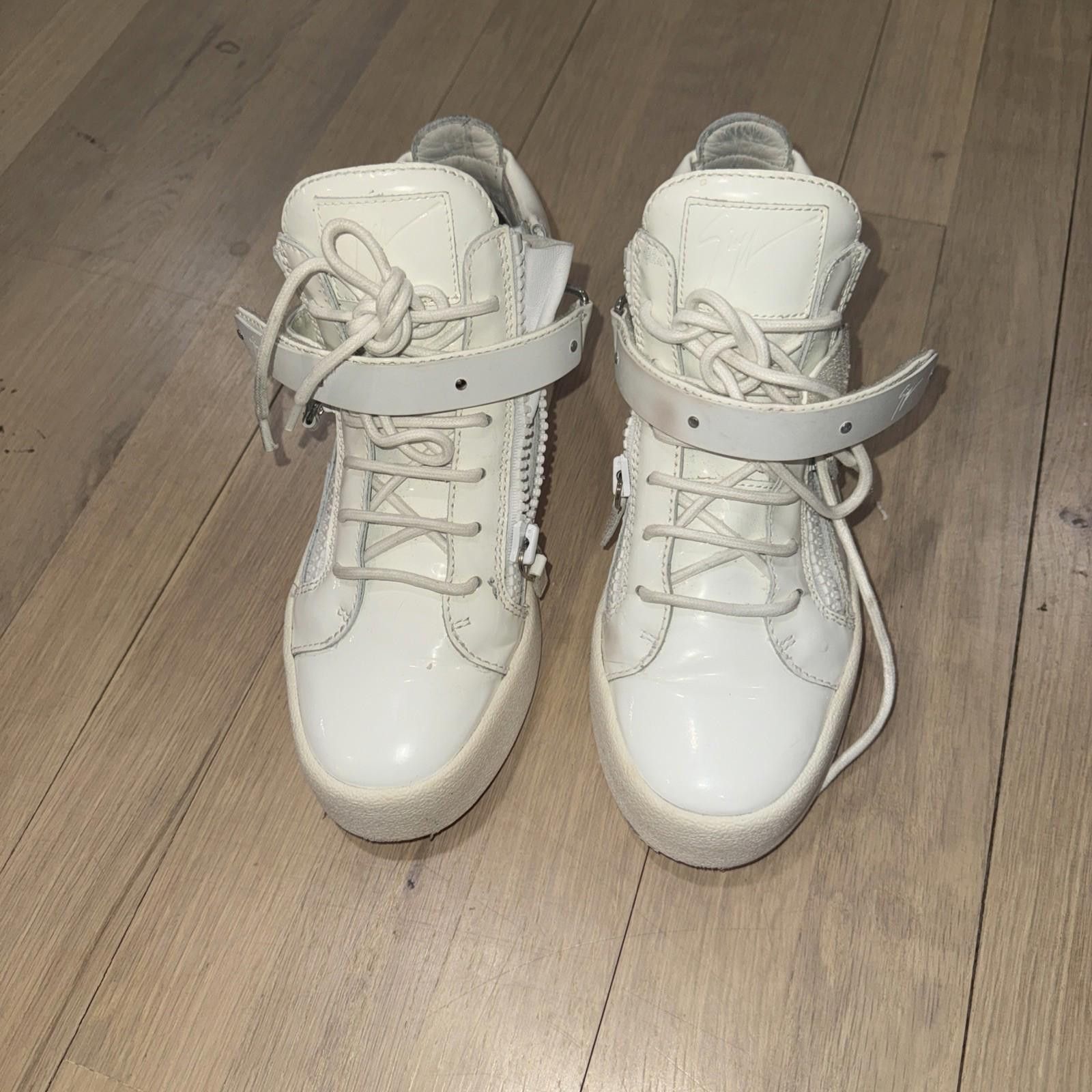 Giuseppe Zanotti Giuseppe Zanotti Women‘s White patent leather Sneakers Sz 39 Size US 8 / IT 38 - 4 Thumbnail