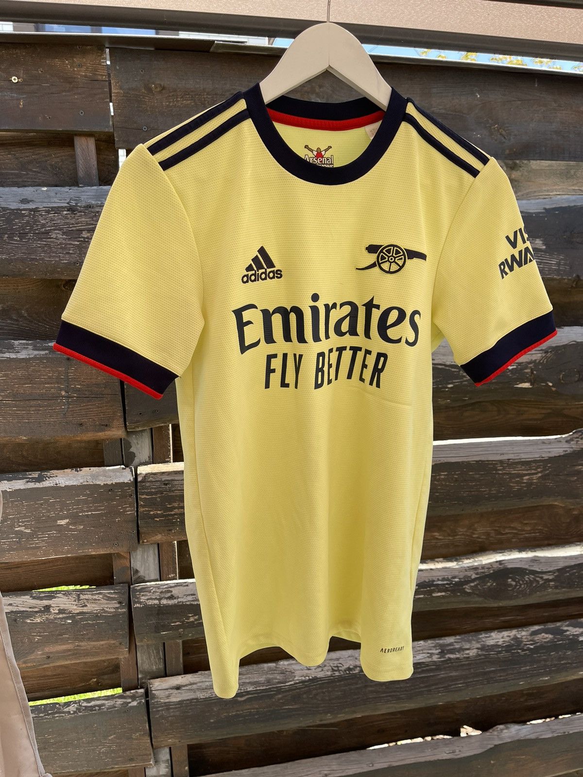 Adidas 2021 Adidas Arsenal soccer jersey Man XS Size US XS / EU 42 / 0 - 4 Thumbnail