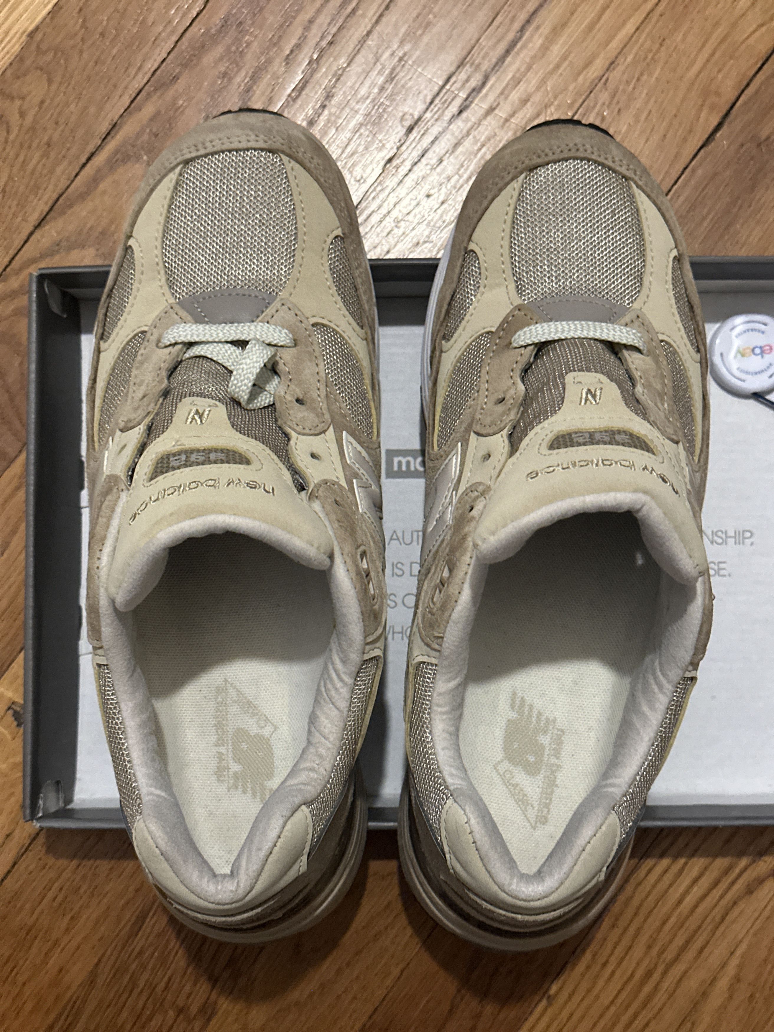 New Balance New Balance Tan 992 Shoes Size US 9 / EU 42 - 2 Thumbnail