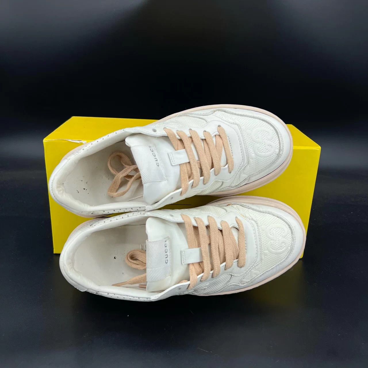 Gucci Gucci Rhyton White & Brown Sneakers Women's 36.5 Size US 6.5 / IT 36.5 - 7 Thumbnail