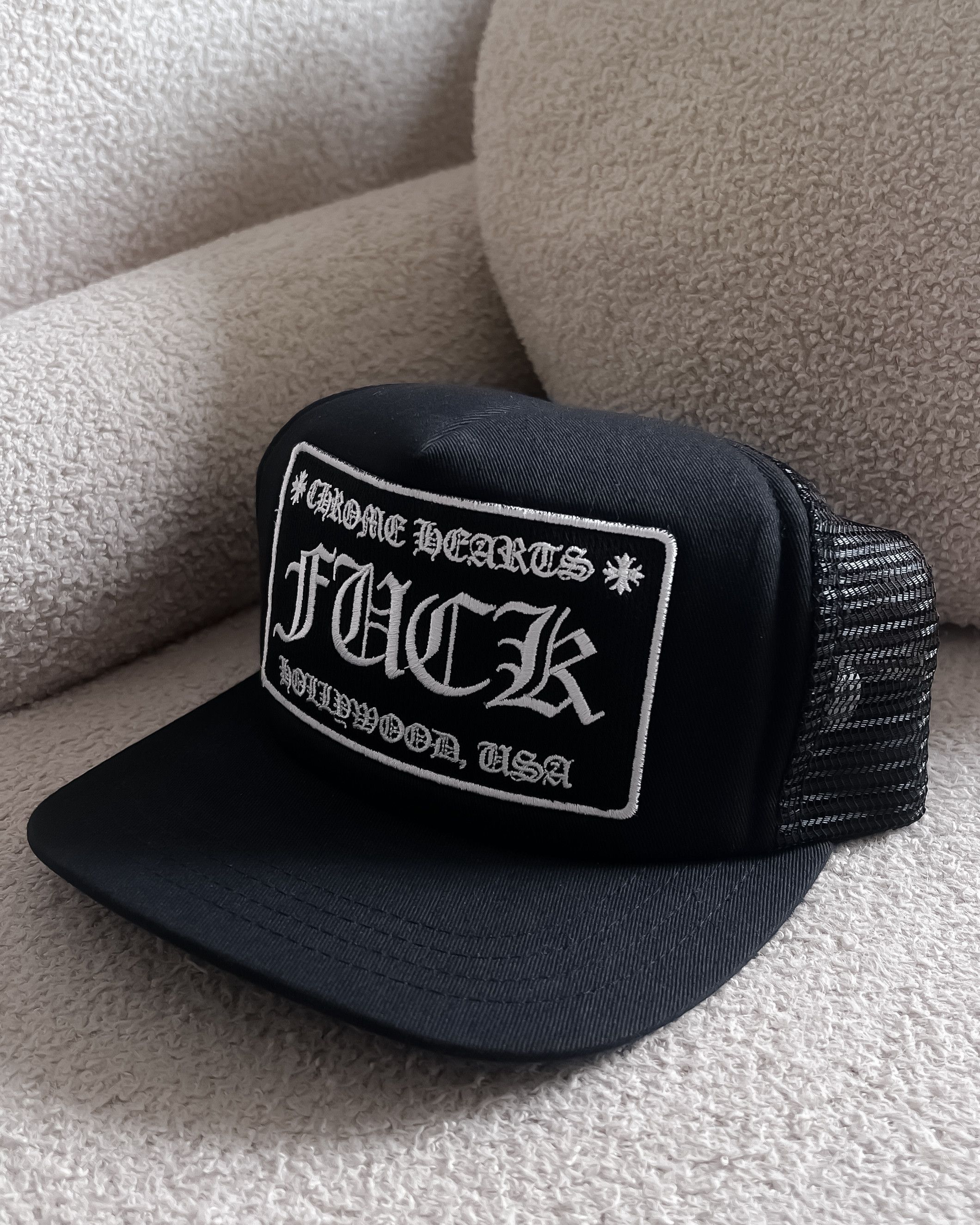 Chrome Hearts CHROME HEARTS FUCK Hollywood BlacK Trucker Hat Size ONE SIZE - 2 Thumbnail