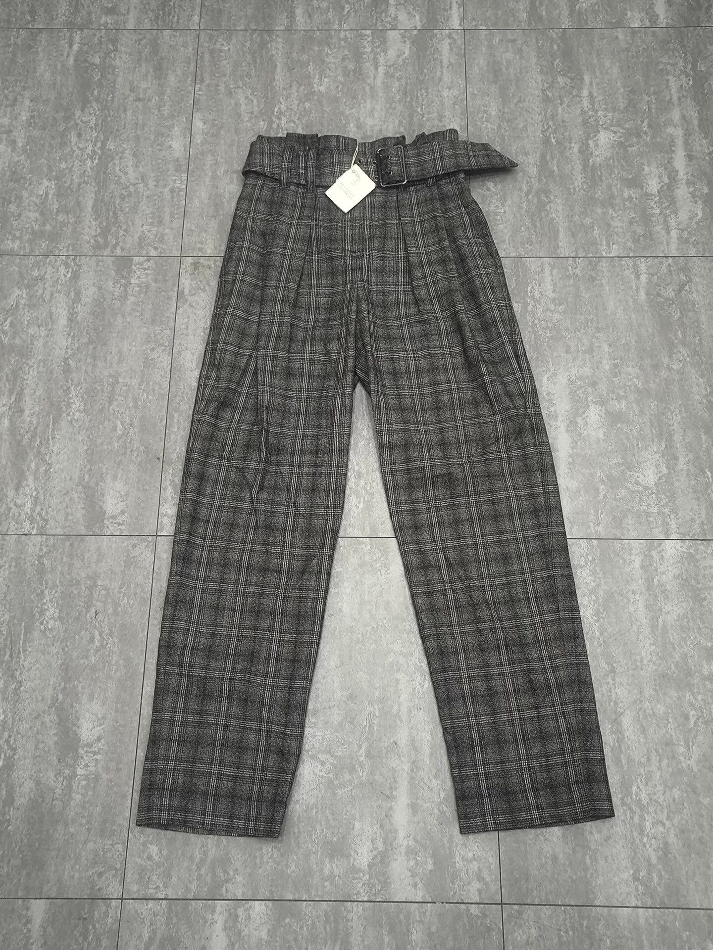 Brunello Cucinelli Brunello Cucinelli Wool Plaid Pants 24 Women Size 24" / US 00 / IT 34 - 1 Thumbnail