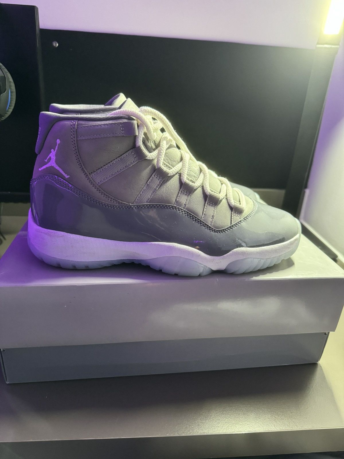 Jordan Brand Jordan 11 Cool Grey Size US 9.5 / EU 42-43 - 6 Thumbnail