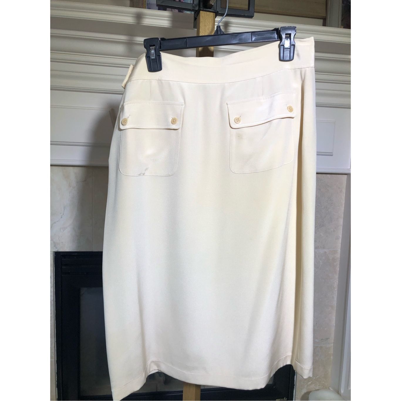 Ralph Lauren Black Label Ralph Lauren Black Label Women’s %100 Silk Cream Elegant Kne Size 32" / US 10 / IT 46 - 2 Thumbnail