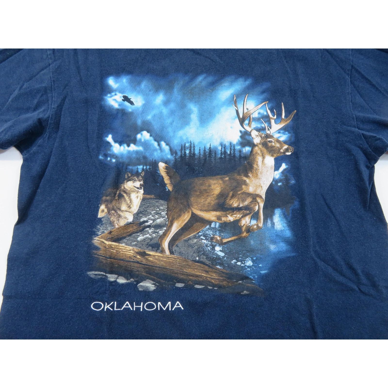 Other Oklahoma T-shirt Deer Wolf Forrest Blue Sz M-L 1990s Size US M / EU 48-50 / 2 - 2 Thumbnail