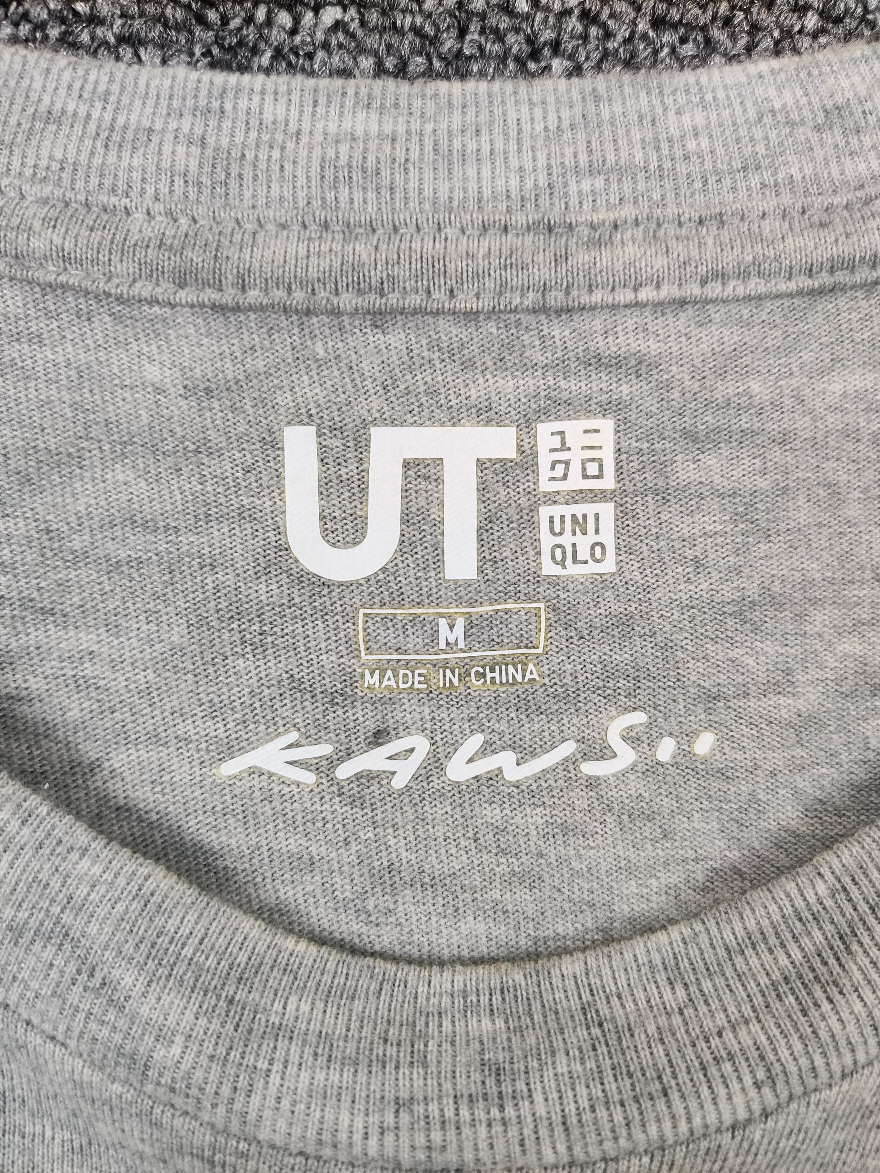 Kaws × Uniqlo Vintage Uniqlo x Kaws Tee Tshirt Size US M / EU 48-50 / 2 - 9 Thumbnail