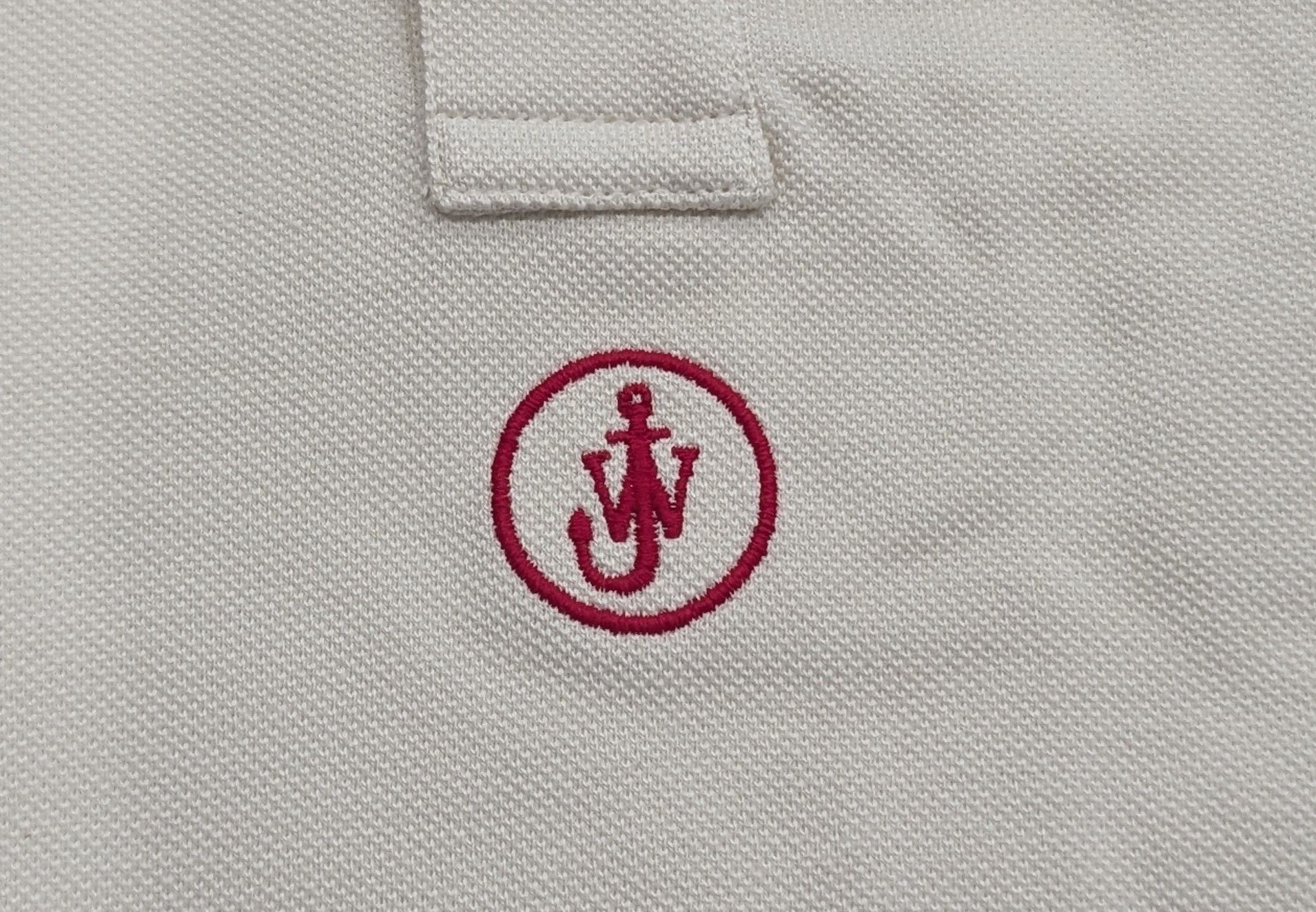 JW Anderson JW Anderson Anchor Logo Polo Shirt Off-White Large Size US L / EU 52-54 / 3 - 3 Thumbnail