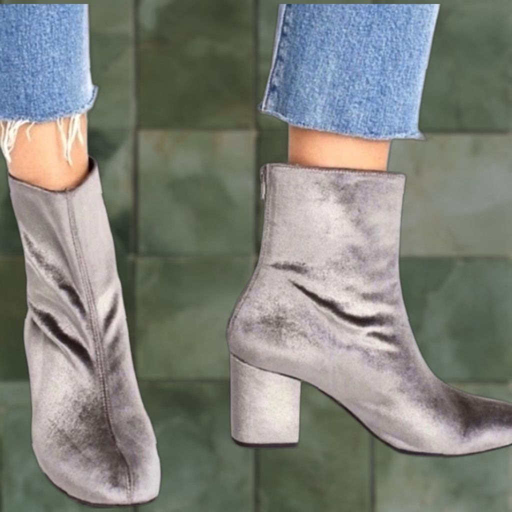 Free People FREE PEOPLE GRAY VELVET ANKLE BOOTS Back Zip EU 39 US 8.5 Size US 6 / IT 36 - 1 Thumbnail