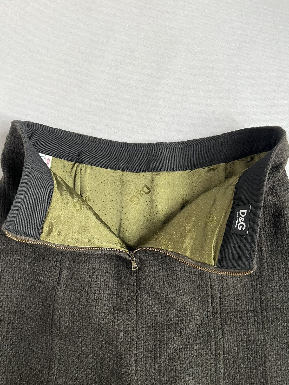 Designer × Dolce & Gabbana Dolce & Gabbana Dark Olive Knit Wool Viscose Midi Skirt Size 27" / US 4 / IT 40 - 8 Thumbnail