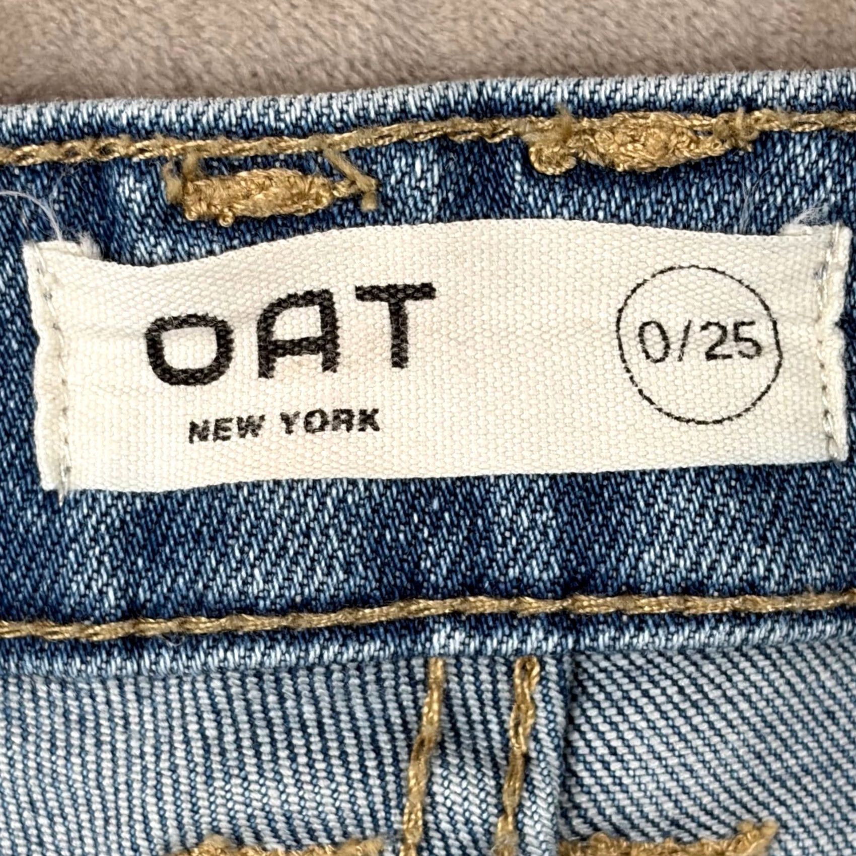 Vintage OAT New York High Rise Straight Leg Jeans Light Wash 25 Women 5-Pocket Stretch Denim Button Zip Adults Womens Size 42" / US 20 - 7 Thumbnail