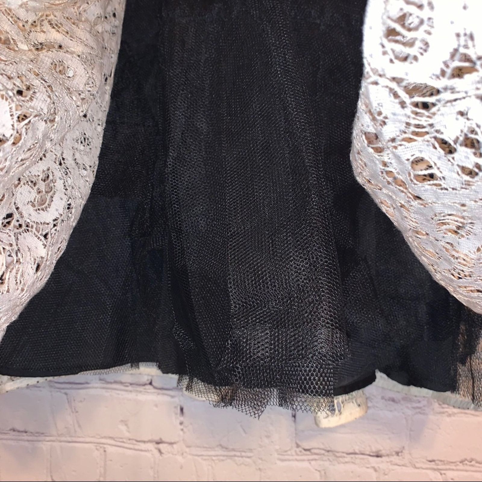 Anthropologie NWT HD in Paris Black & White Lace Bubble Skirt Size 26" / US 2 / IT 38 - 2 Thumbnail