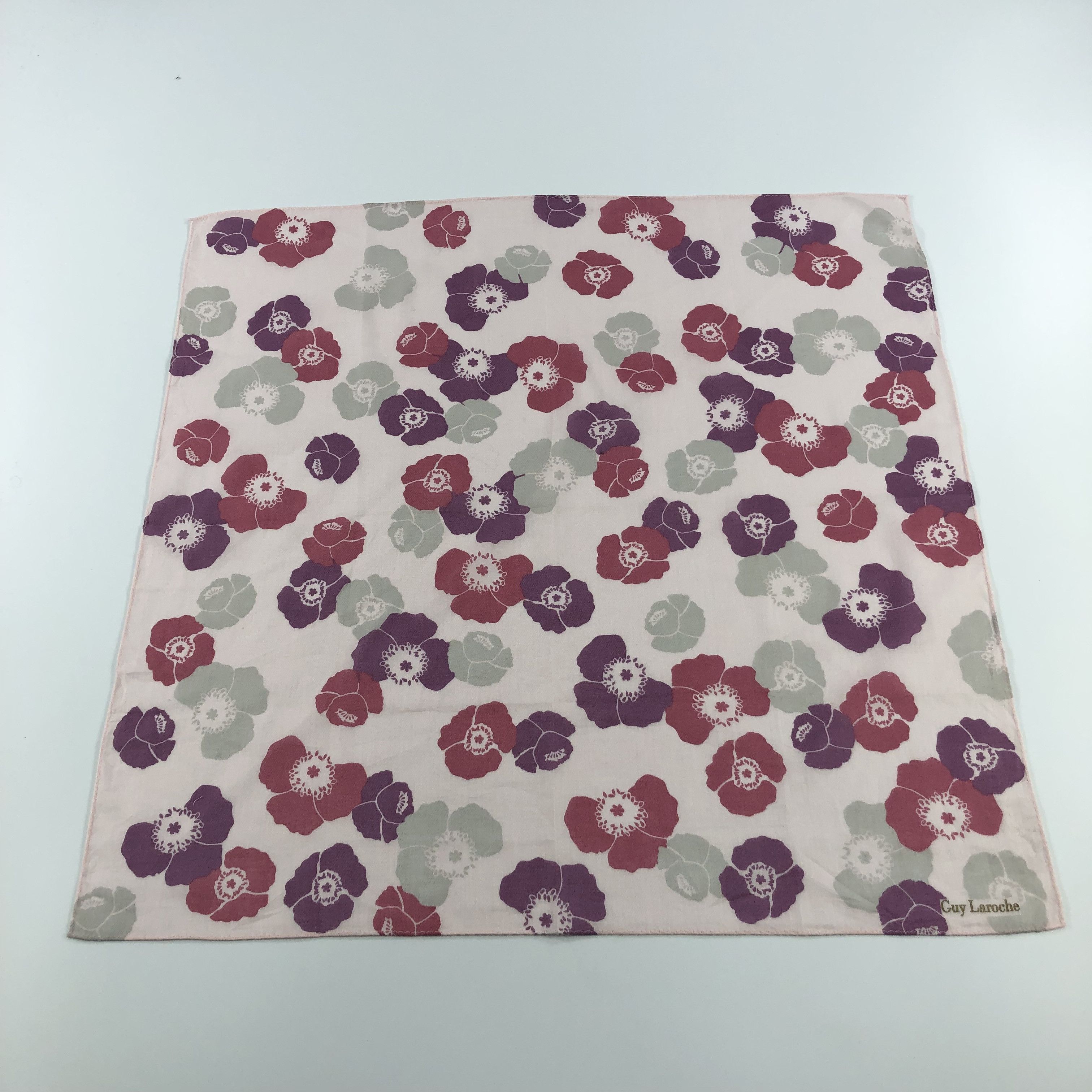 Guy Laroche Guy Laroche Handkerchief Neckerchief Bandana H1423 Size ONE SIZE - 2 Thumbnail