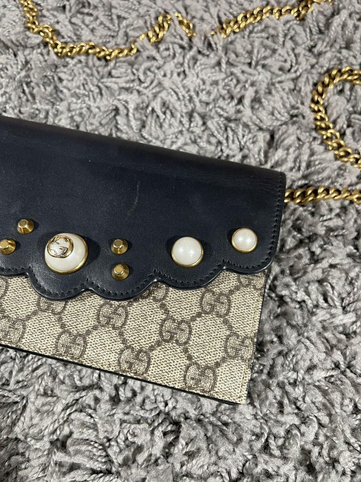 Gucci Gucci Pearl Scallop Wallet Chain Bag GG Clutch Crossbody Size ONE SIZE - 3 Thumbnail
