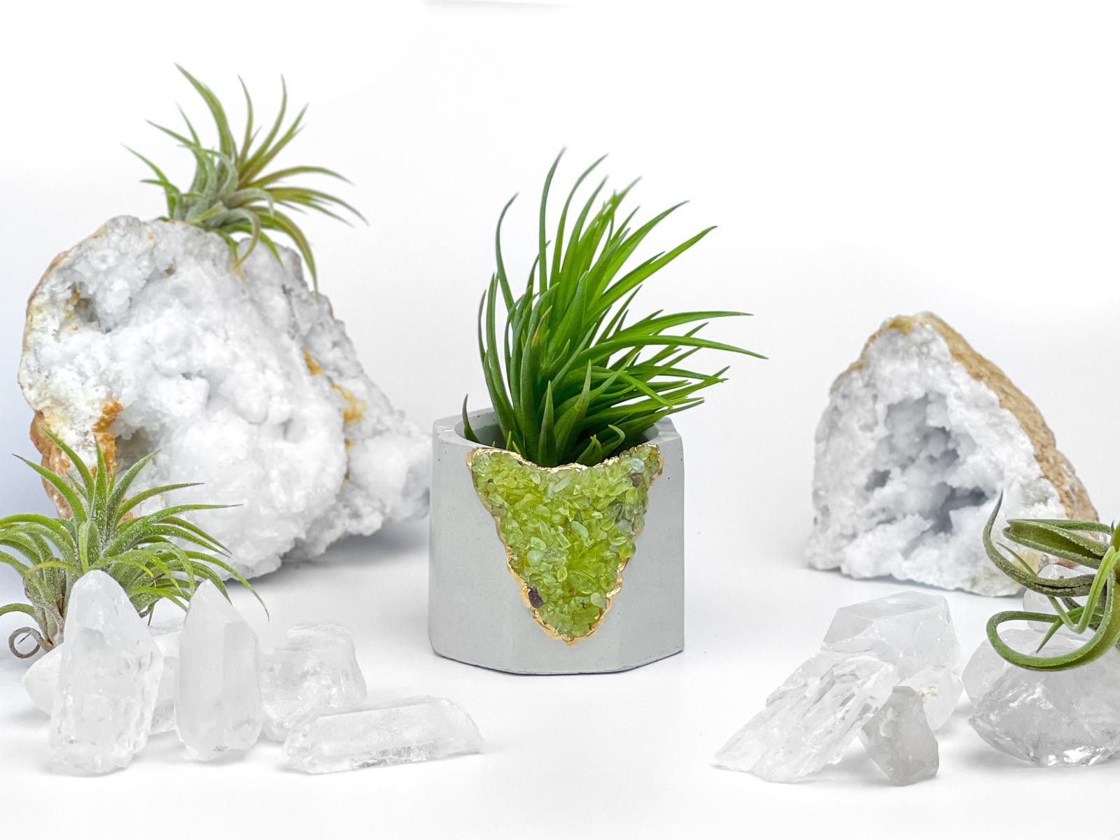 Other Crystal Airplant Holder Green Peridot Succulent Pot Planter Size ONE SIZE - 4 Thumbnail