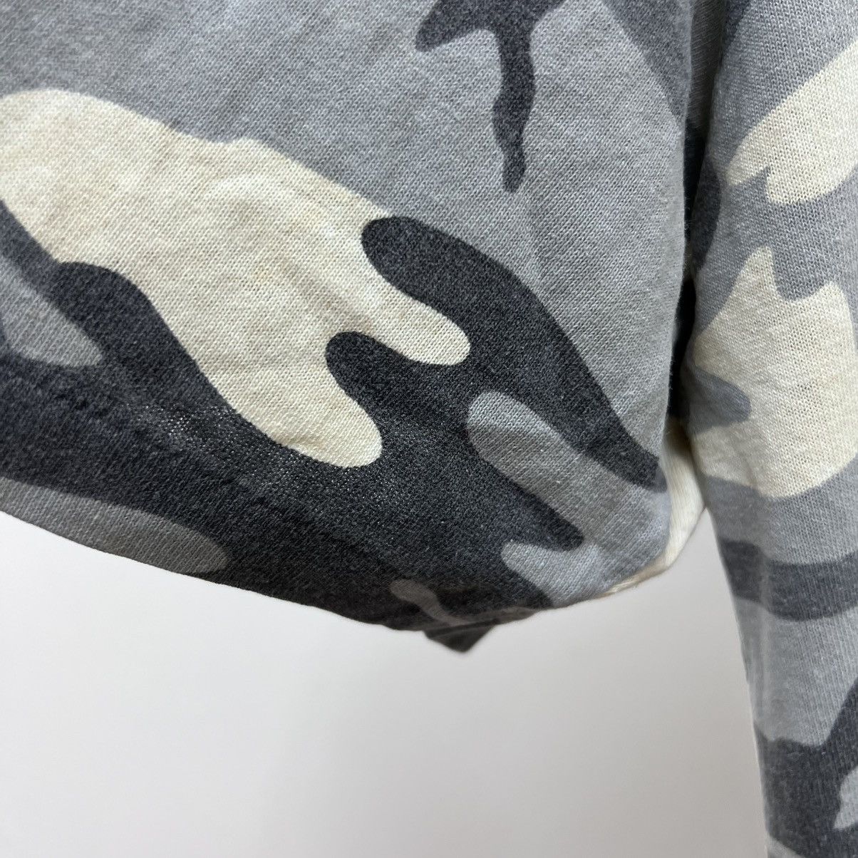 Vintage Vintage 90s US army Camo Single Stich Tee Size US XL / EU 56 / 4 - 4 Thumbnail