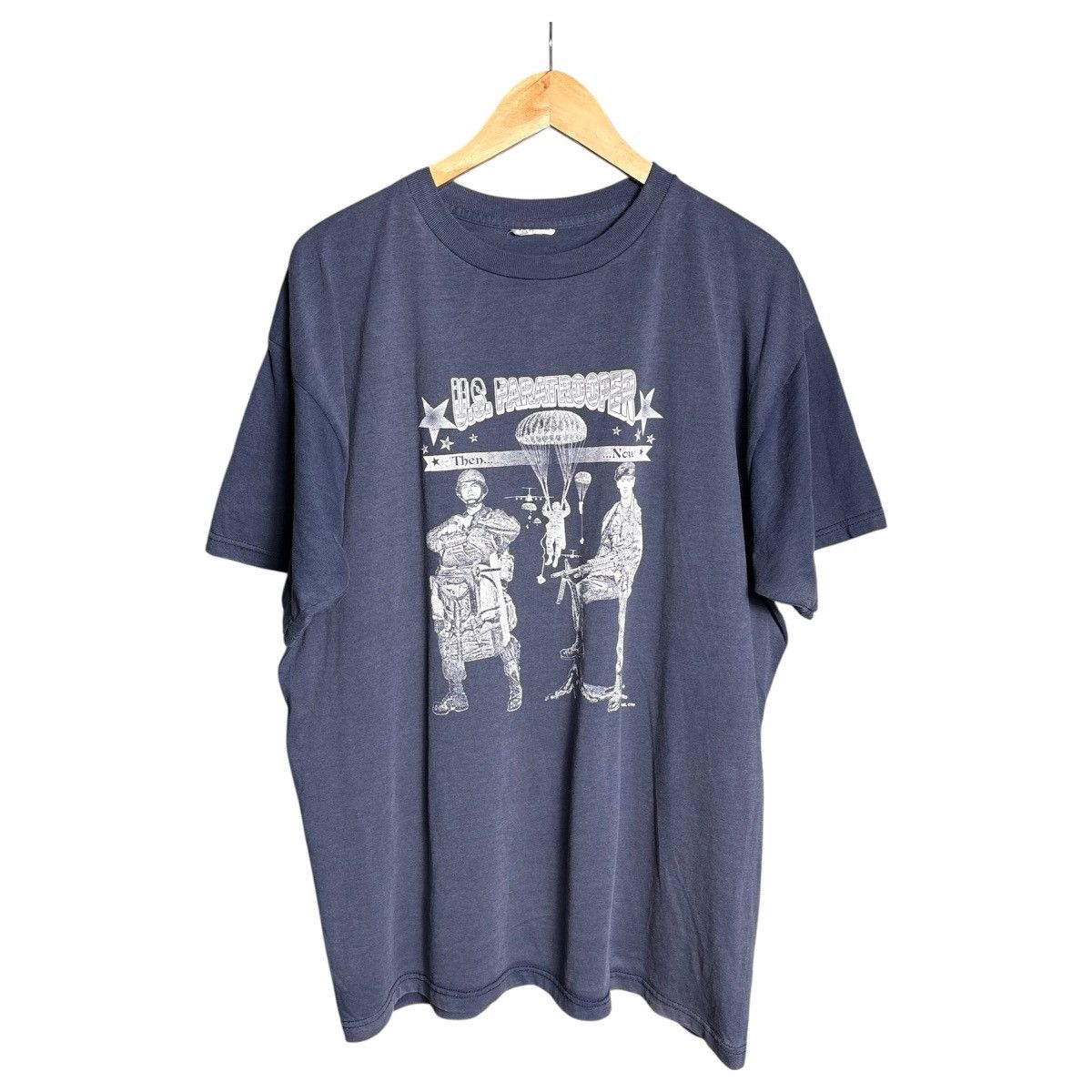 Vintage Vintage 90s US Paratrooper Davids Apparel Army Military Tee Size US XL / EU 56 / 4 - 1 Thumbnail