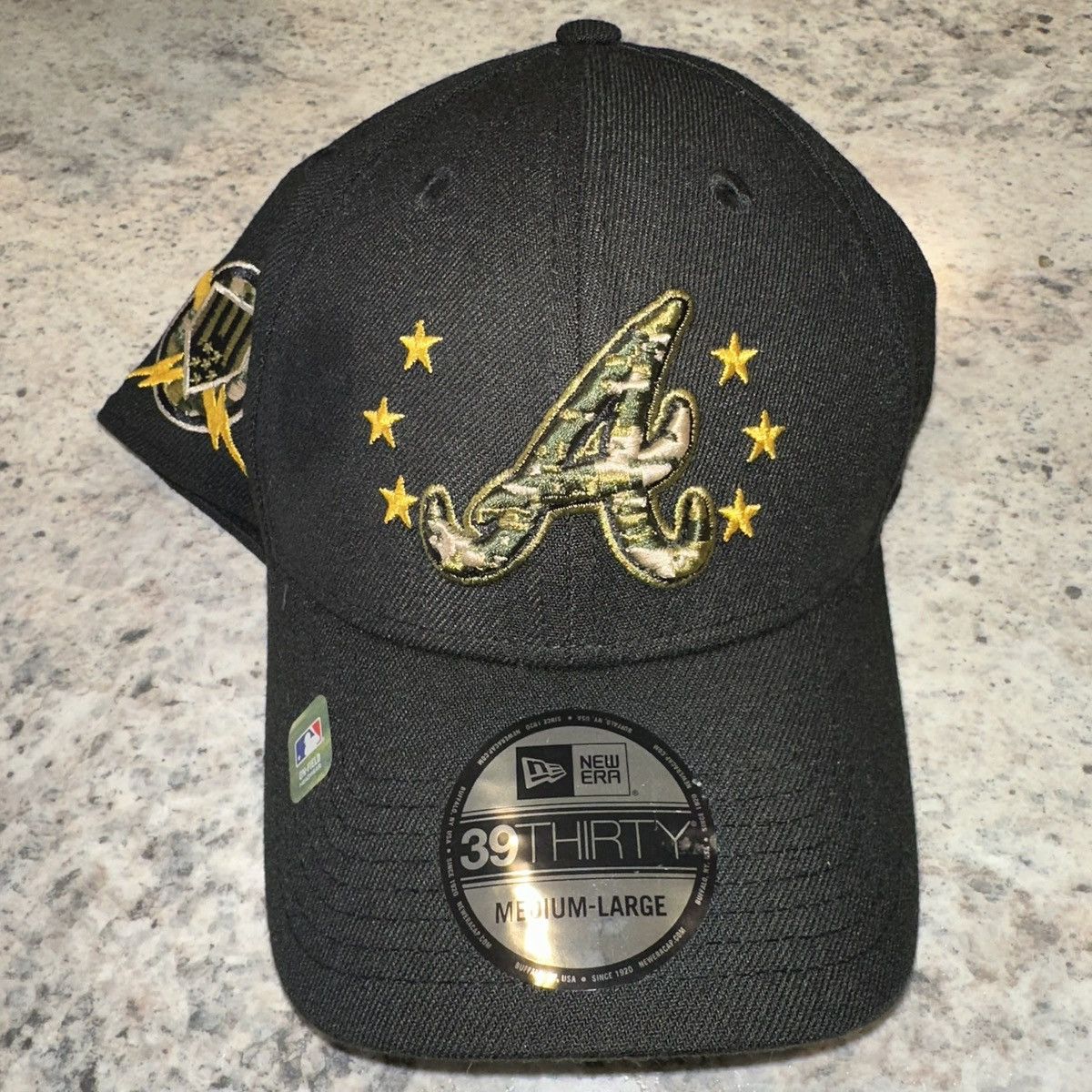New Era Atlanta Braves Men's New Hat Medium / Large Size ONE SIZE - 1 Thumbnail