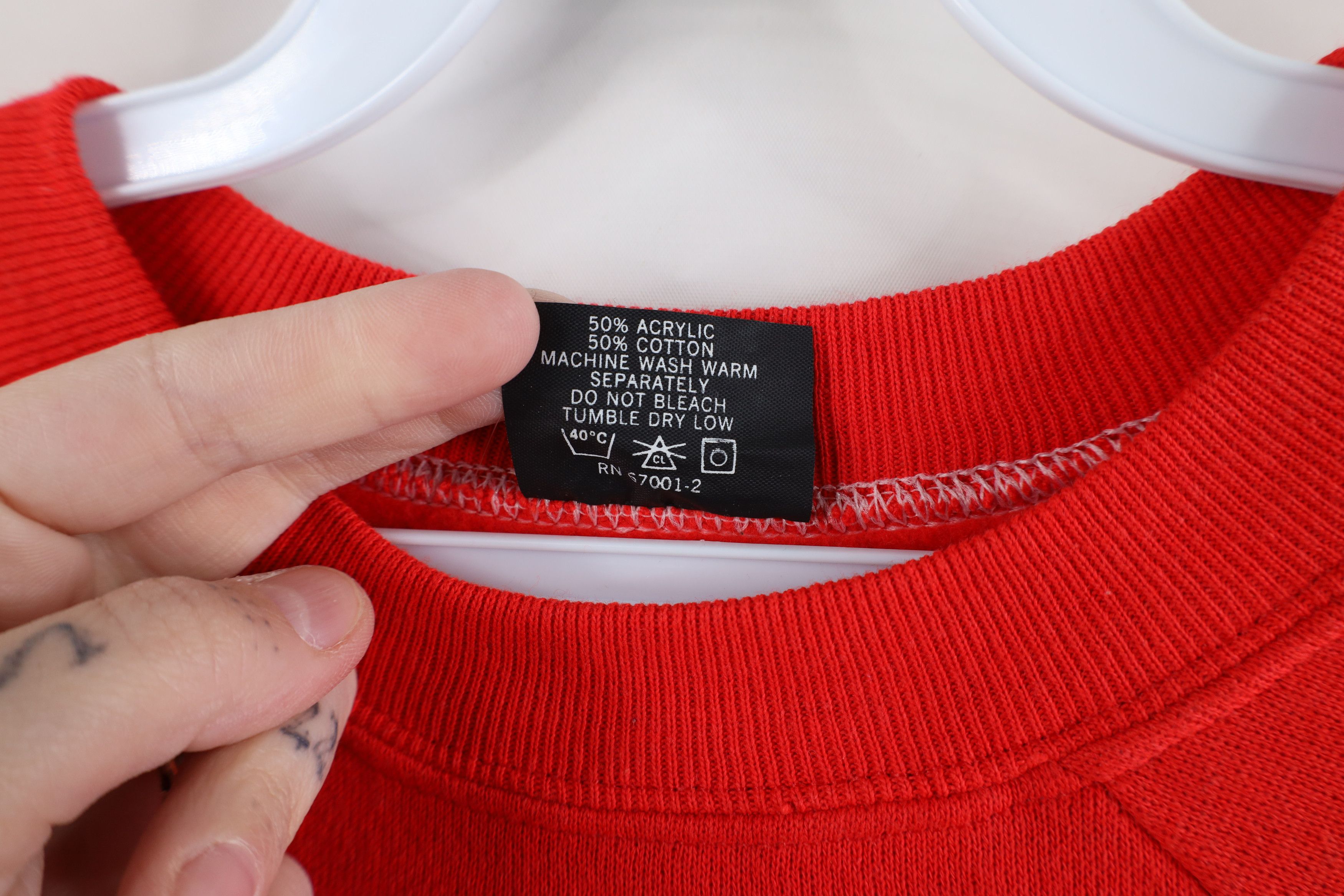 Vintage Vintage 80s 90s A Toys R Us Kid Crewneck Sweatshirt Red USA Size XL / US 12-14 / IT 48-50 - 8 Thumbnail