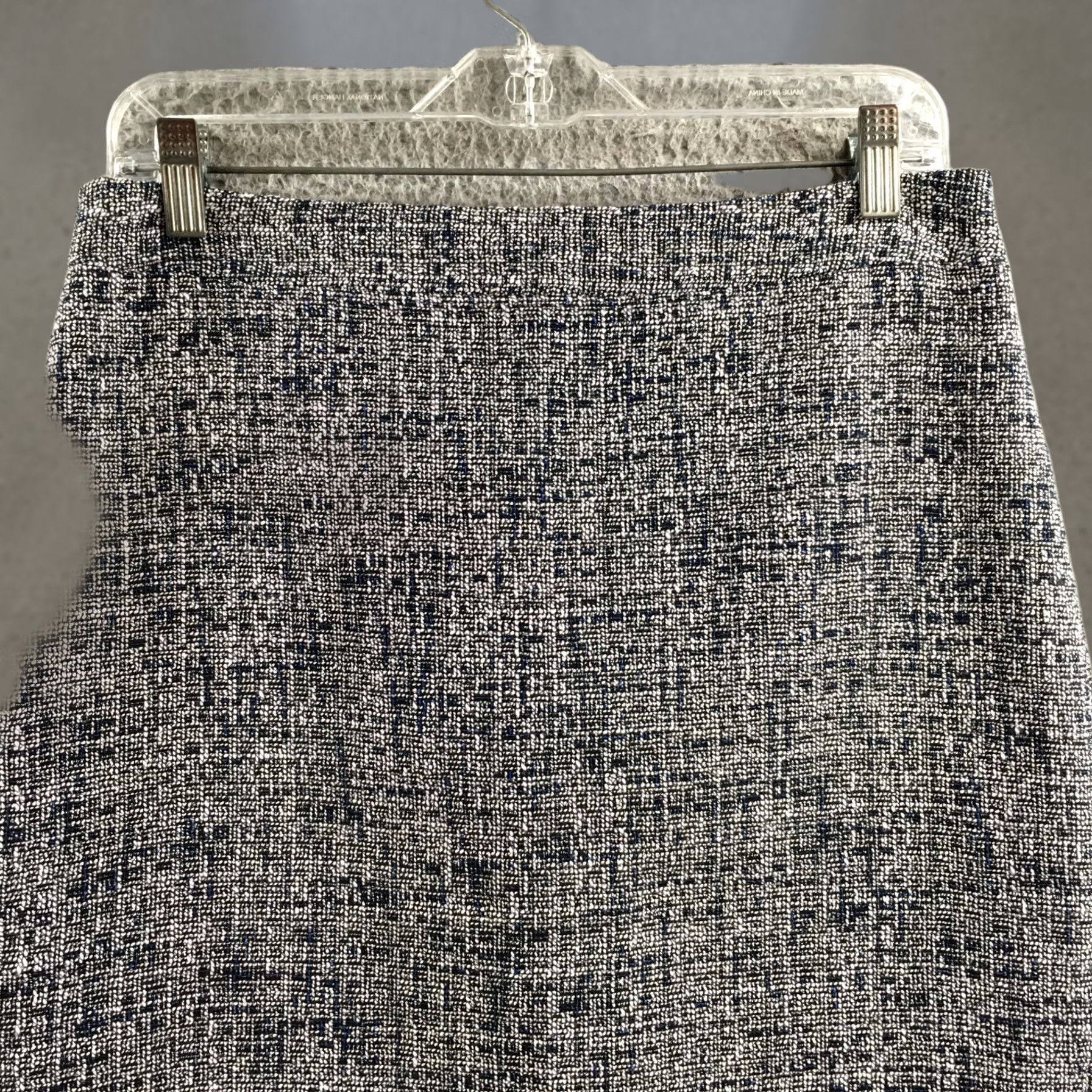 Banana Republic Banana Republic Skirt Womens 6 Black Tweed Pencil Lined Back Slit Polyester Cotton Blend Size 28" / US 6 / IT 42 - 1 Thumbnail