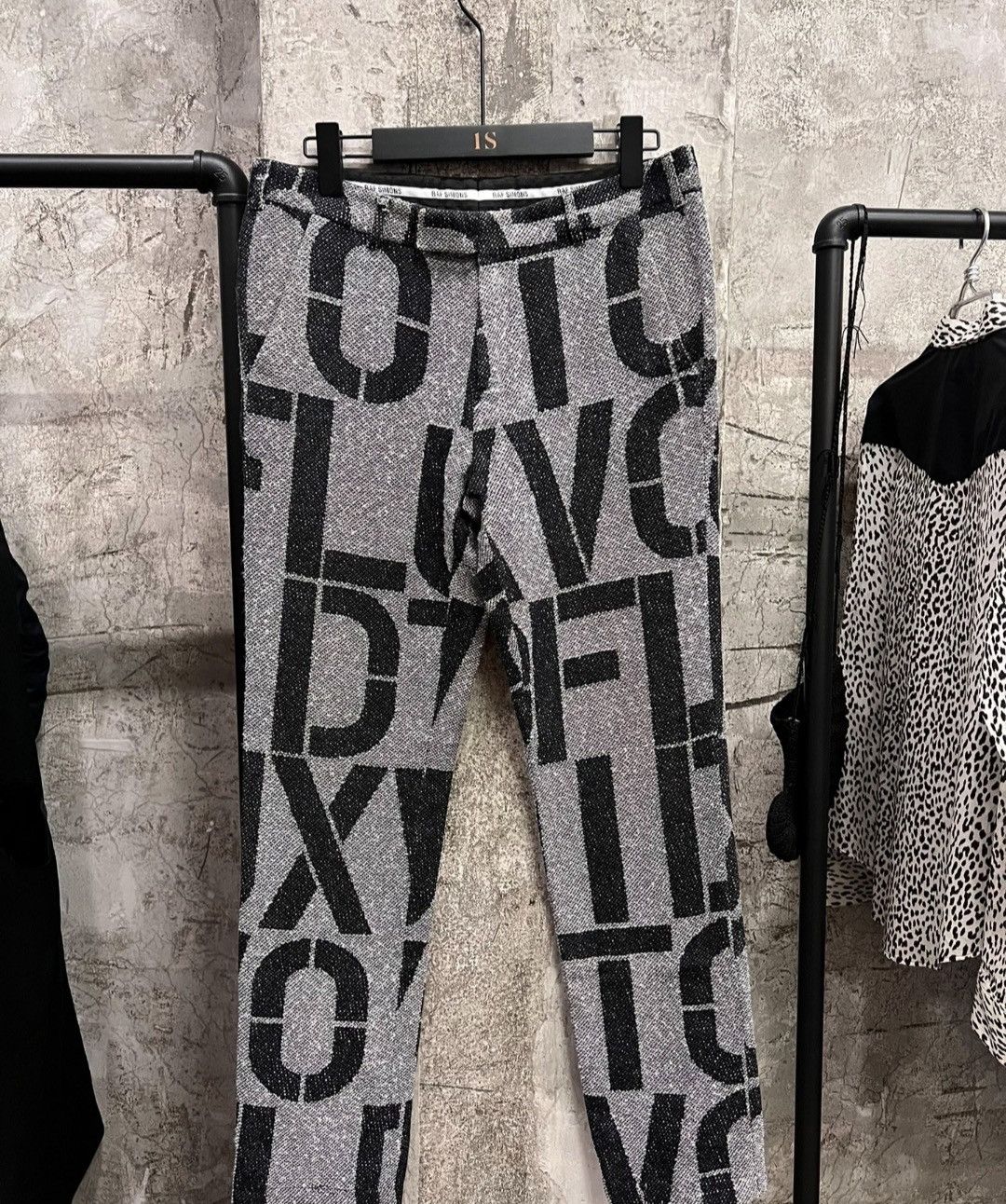 Raf Simons raf simons alphabet all over print star river pants Size US 32 / EU 48 - 1 Thumbnail