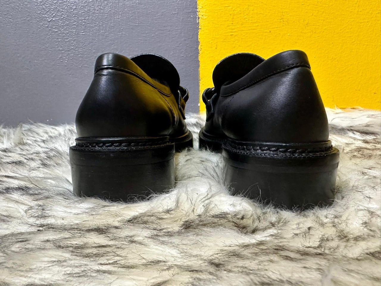 Louis Vuitton Authentic Louis Vuitton Oversized Chain Academy Flat Loafers Size US 6.5 / IT 36.5 - 4 Thumbnail