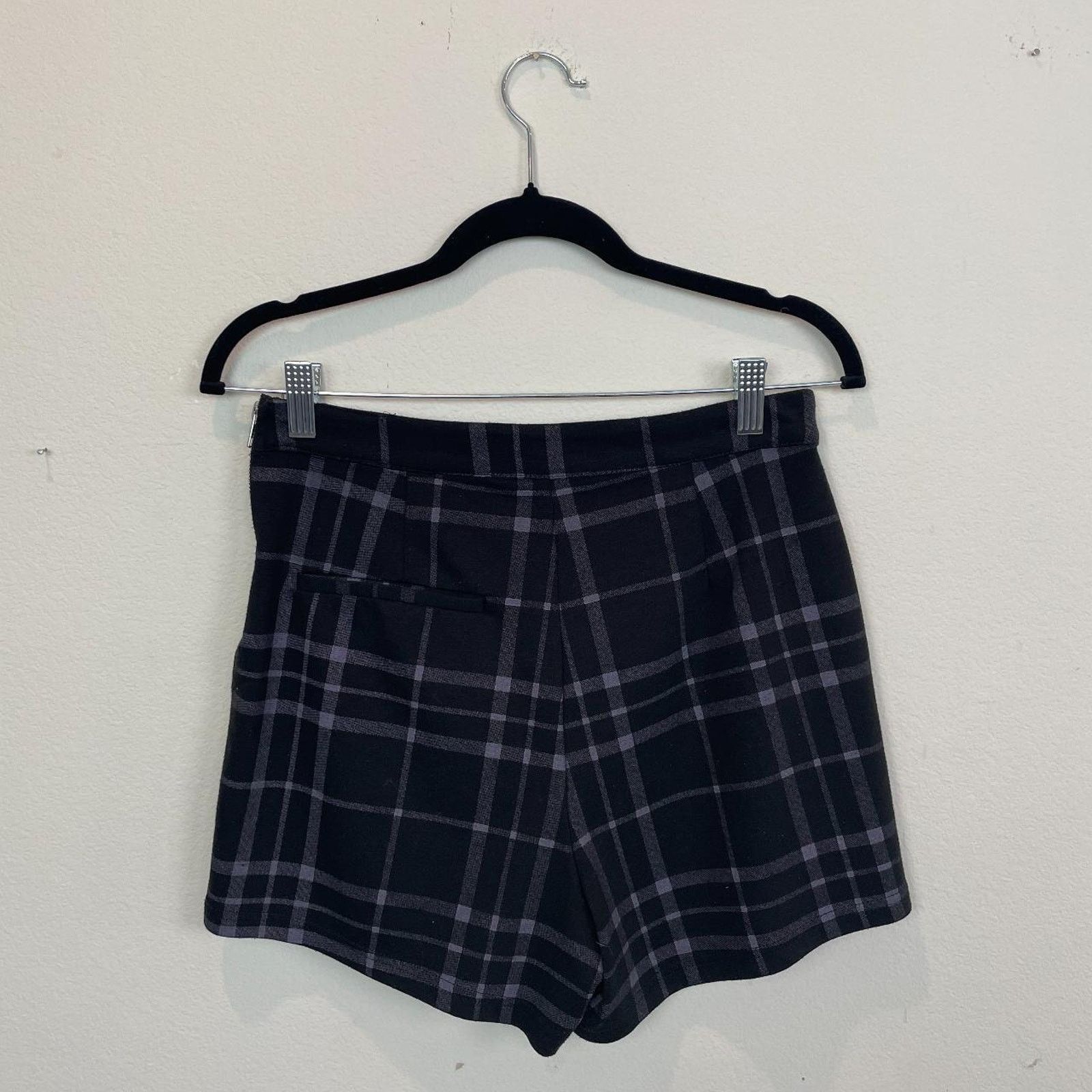 Garage Garage High Waisted Paid Shorts, Size 6 Size 28" / US 6 / IT 42 - 7 Thumbnail