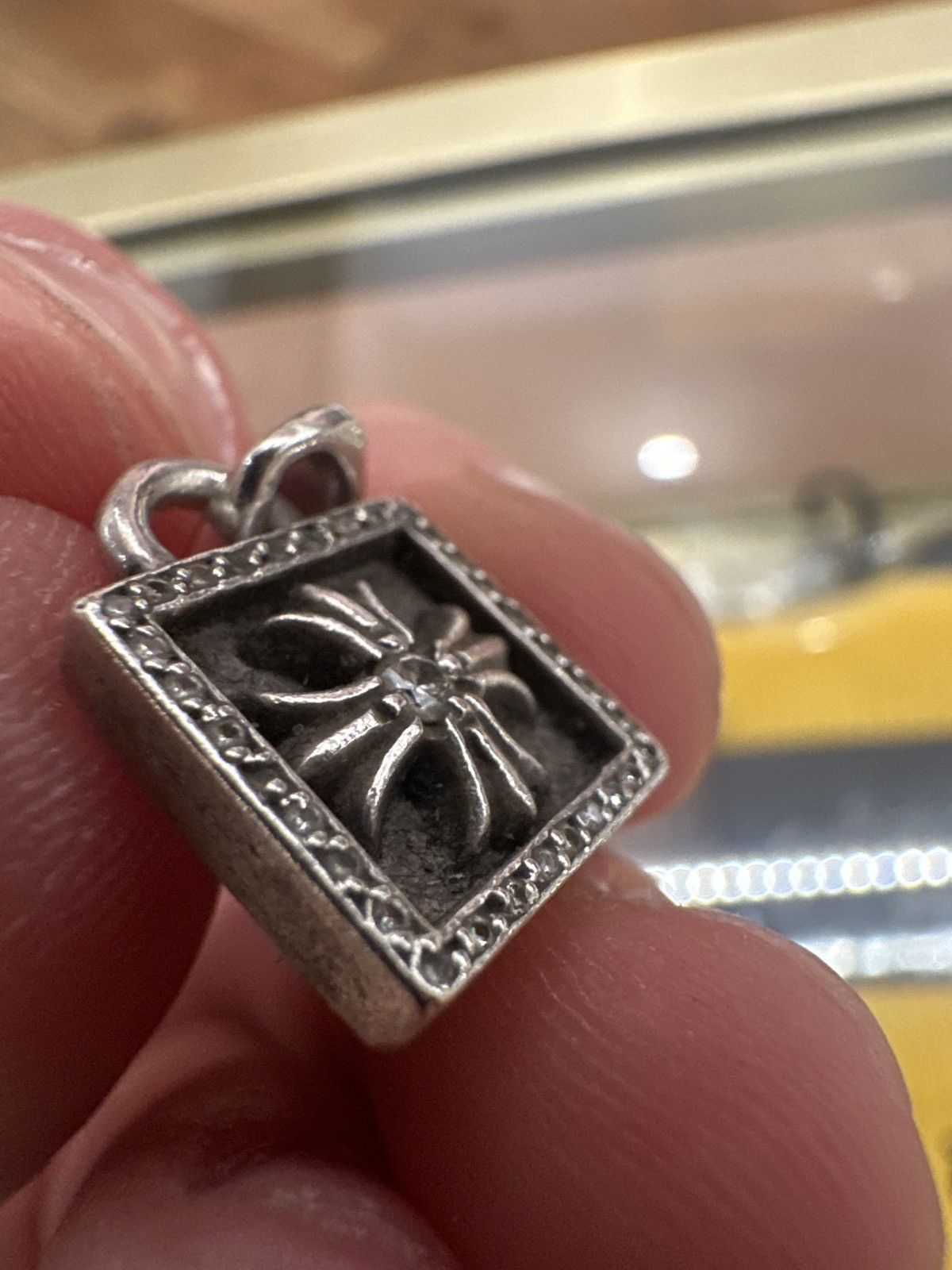 Chrome Hearts Chrome Hearts Cross Diamond Paved Frame Pendant (PreOwned) Size ONE SIZE - 6 Thumbnail