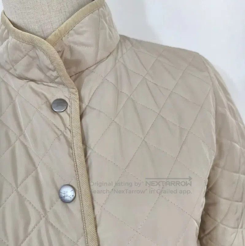 Burberry Burberry Quilted Winter Jacket in Beige. Size M / US 6-8 / IT 42-44 - 2 Thumbnail