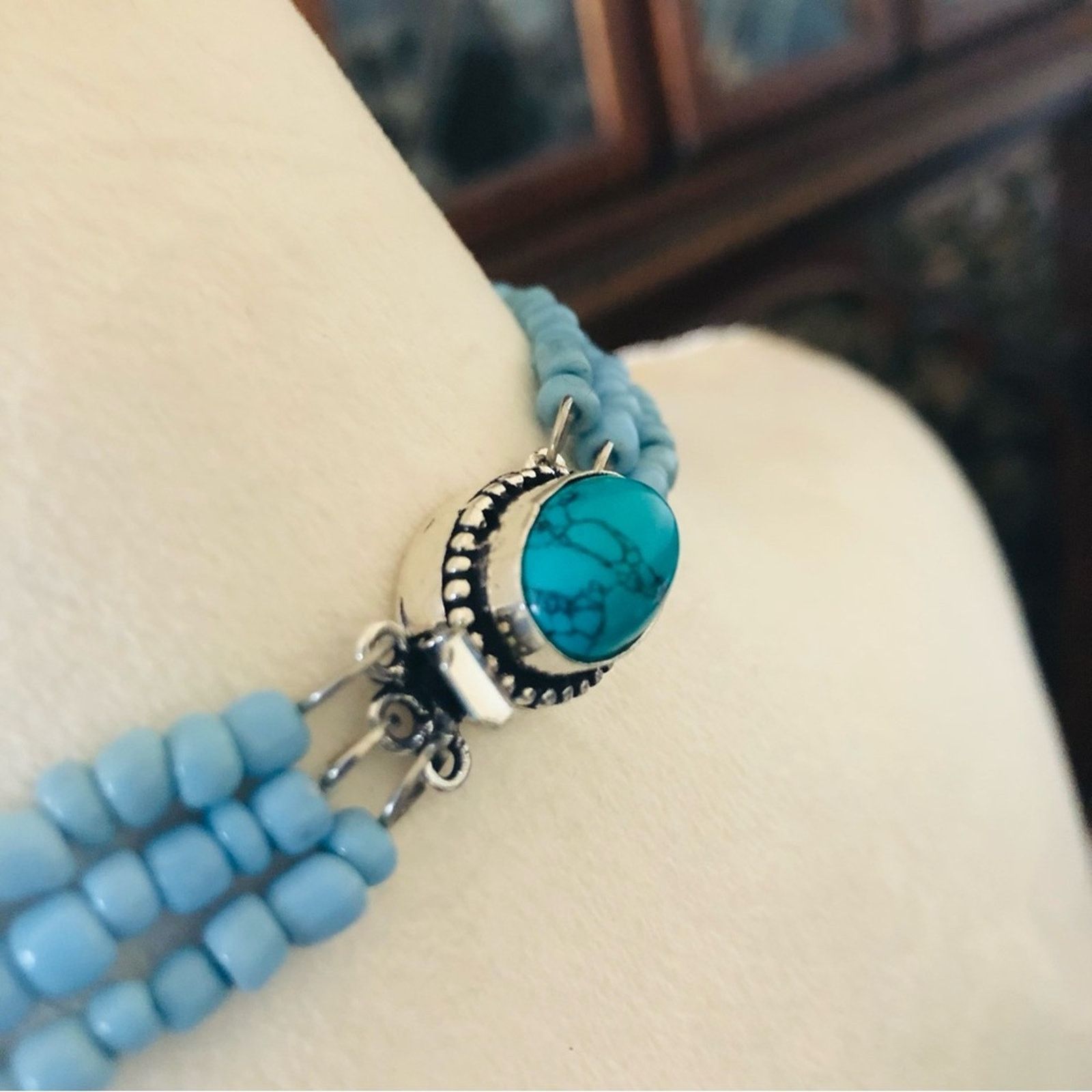 Handmade Handcrafted howlite southwestern medallion necklace Size ONE SIZE - 7 Thumbnail