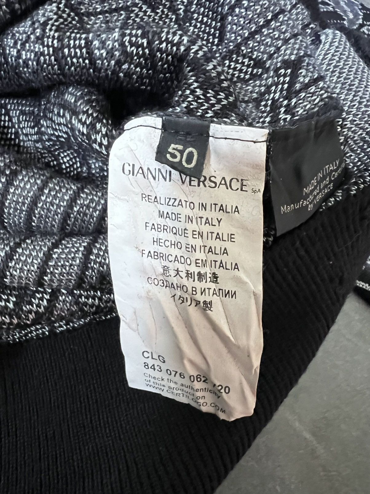 Versace Versace Motif Floral Knitwear Vintage Size US M / EU 48-50 / 2 - 6 Thumbnail
