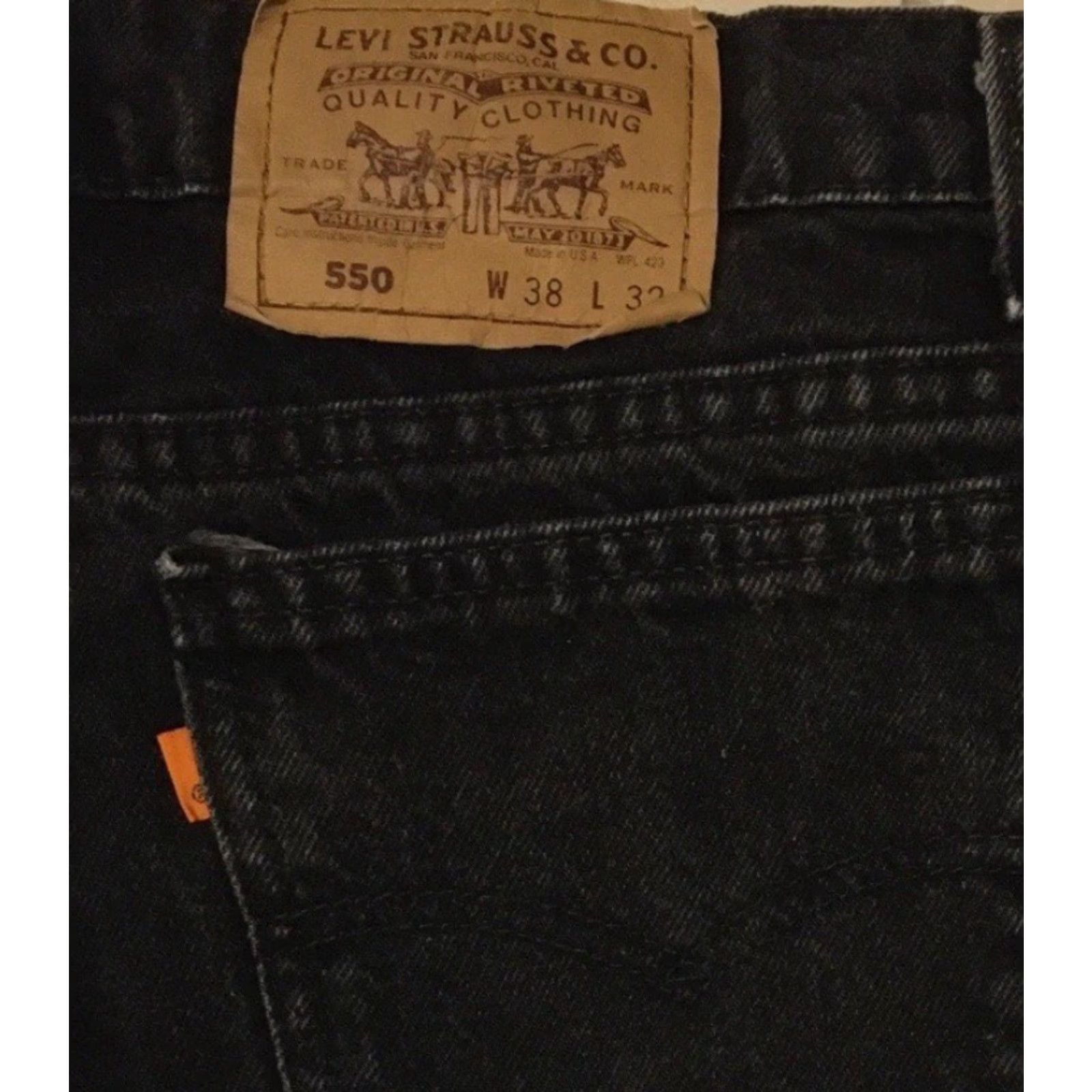 Levi's VINTAGE Levi's 550 Jeans Men 36 Black Distressed 90s Grunge Trucker Cowboy USA USA Mens Jeans Size US 36 / EU 52 - 3 Thumbnail