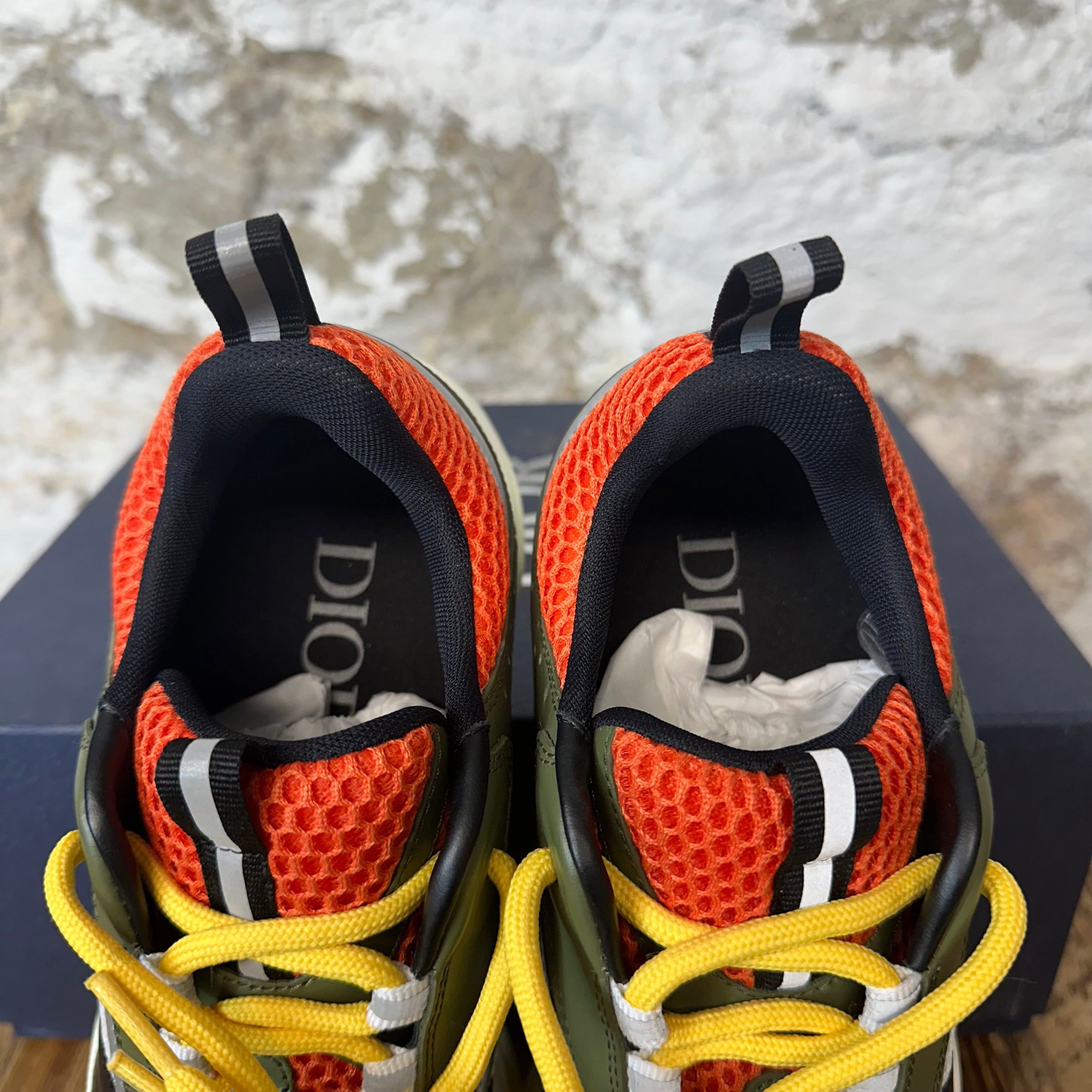 Dior Dior B22 Orange Green White Sneaker Sz 7 (40) Size US 7 / EU 40 - 4 Thumbnail