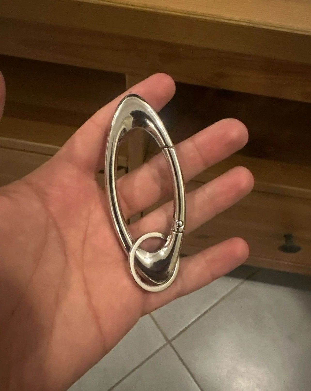 Other Y2k Silver Keychain Essential Icon Carabiner Size ONE SIZE - 1 Thumbnail
