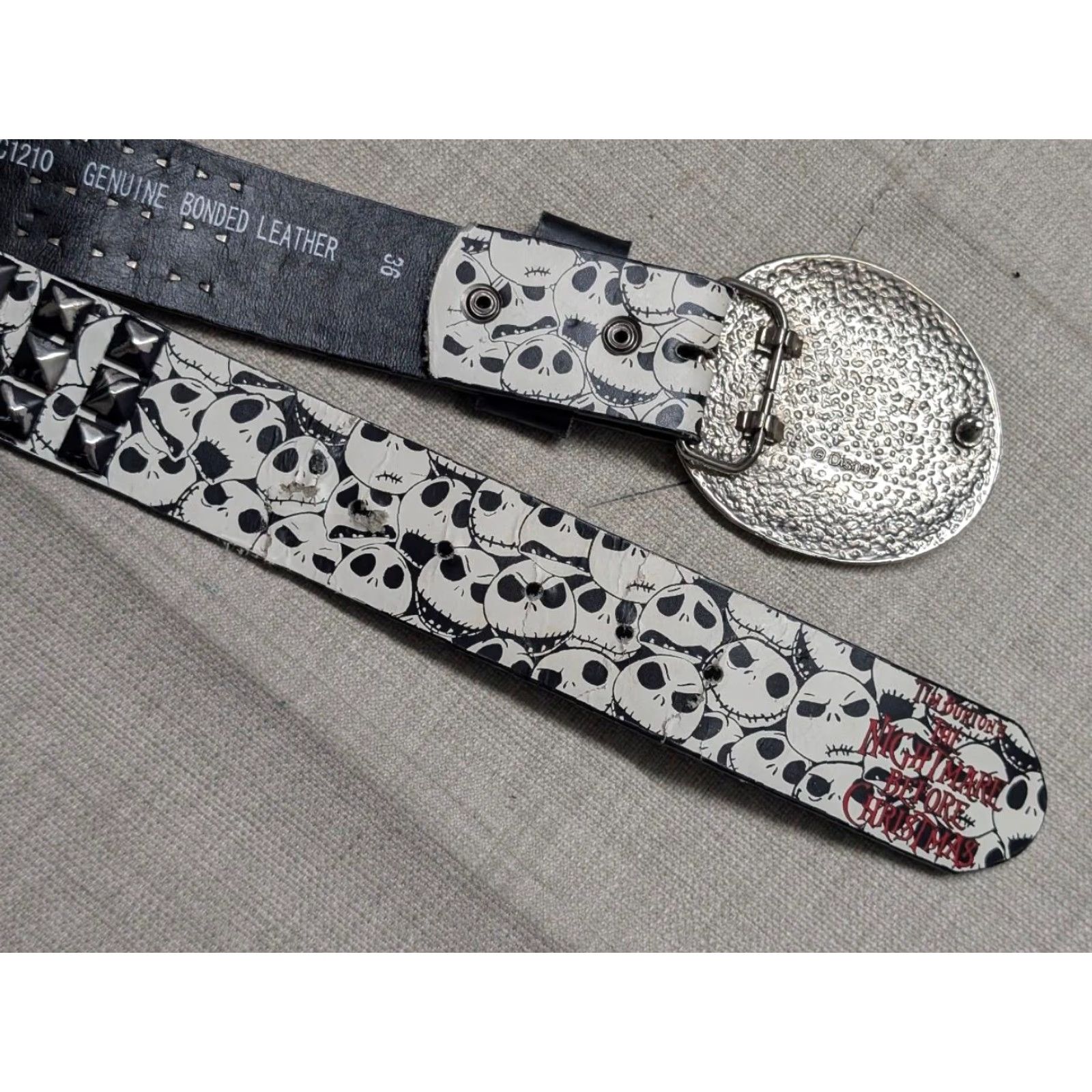 Disney VINTAGE Disney Y2K STUDDED belt 36 bonded leather Western belt Men Mens 36 Nightmare Before Christmas Size 36 - 7 Thumbnail