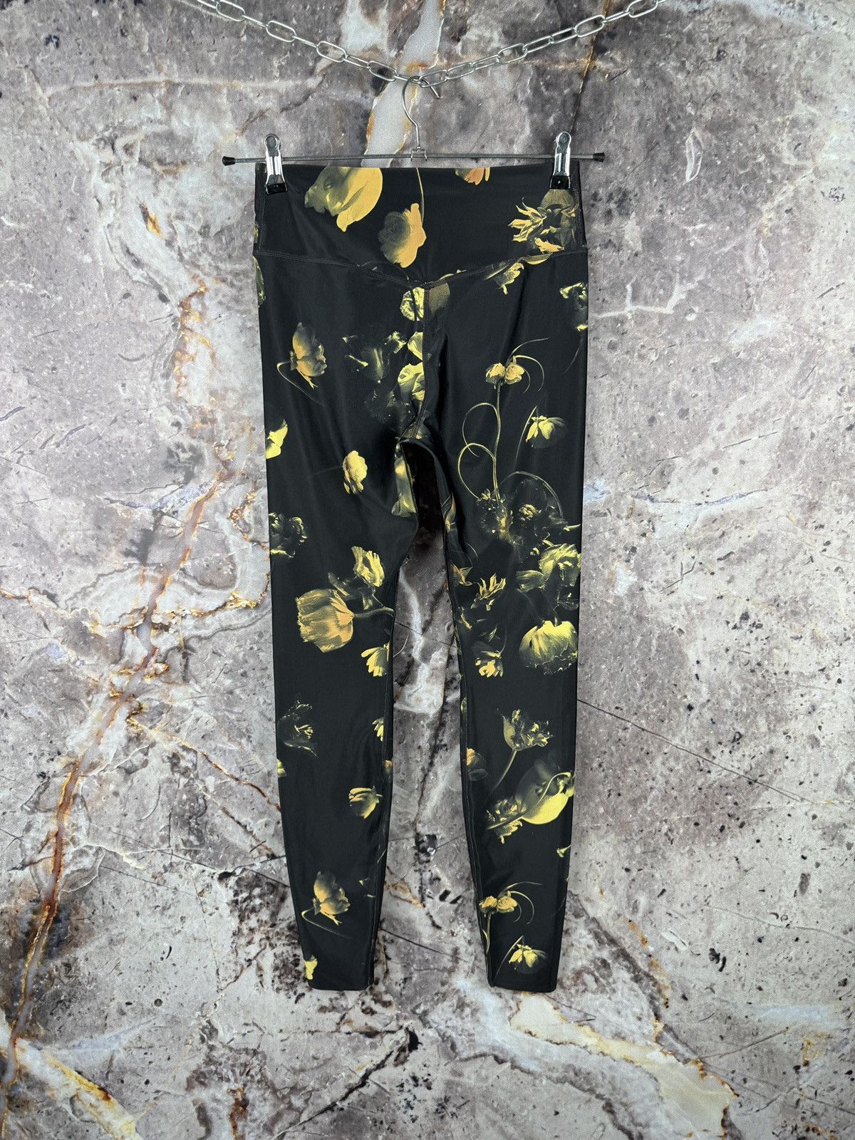 Nike Nike Women’s Floral Dri-Fit Leggings Black Yellow Size M Size 30" / US 8 / IT 44 - 6 Thumbnail