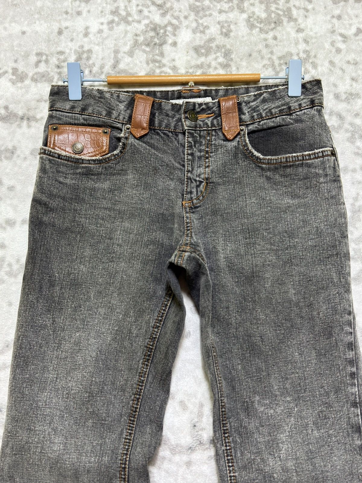 If Six Was Nine Vintage Jayro White Grey Flare Brown Leather Back Pockets Size US 27 - 3 Thumbnail