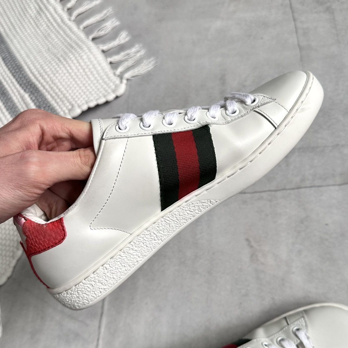 Gucci Gucci Ace Bee Leather Low Sneakers Shoes Size US 6 / IT 36 - 12 Thumbnail
