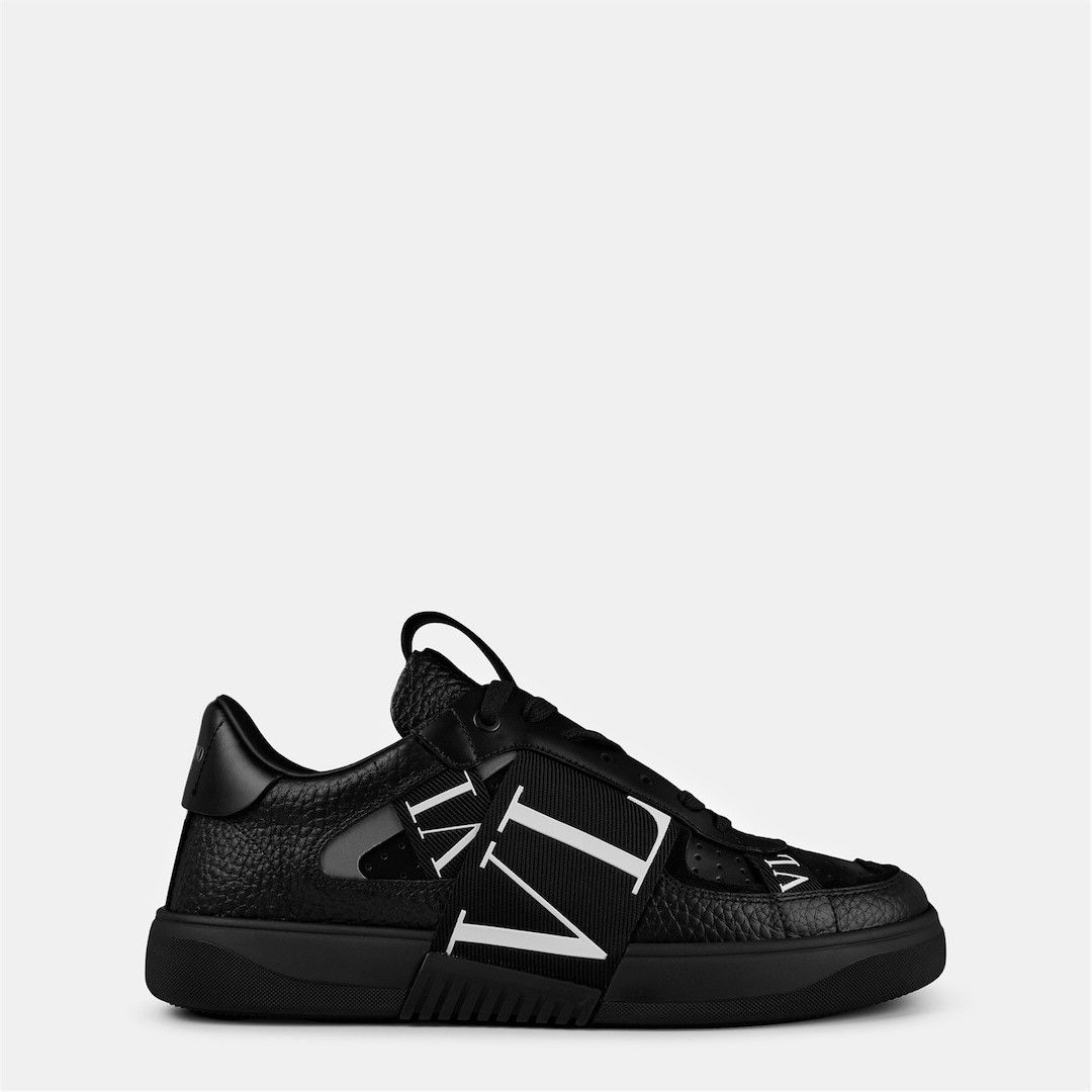 Valentino o1g2r1mq0526 Low Top Sneakers in Nero Size US 12 / EU 45 - 1 Thumbnail