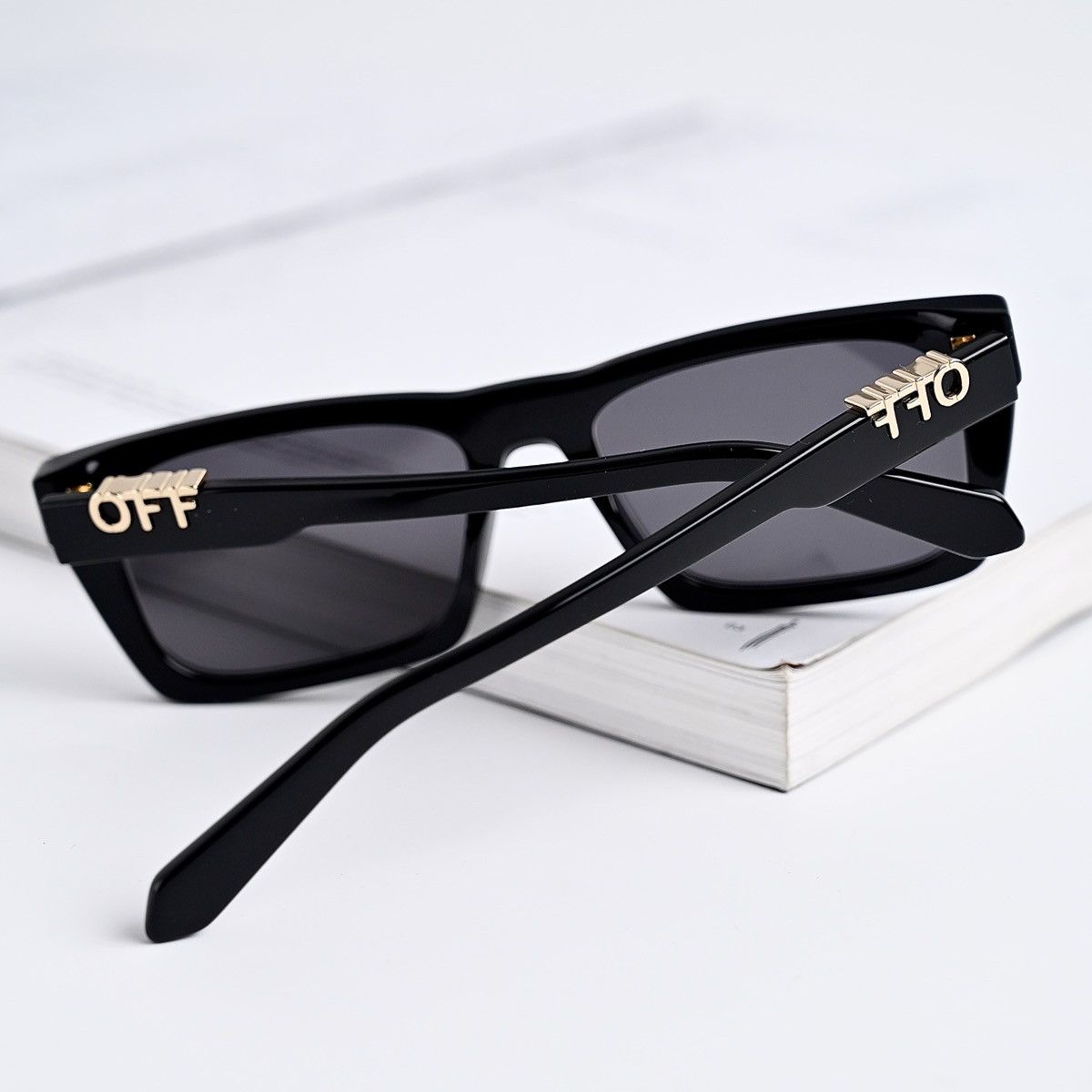 Off-White OFF WHITE ALBANY SUNGLASSES Size ONE SIZE - 12 Thumbnail