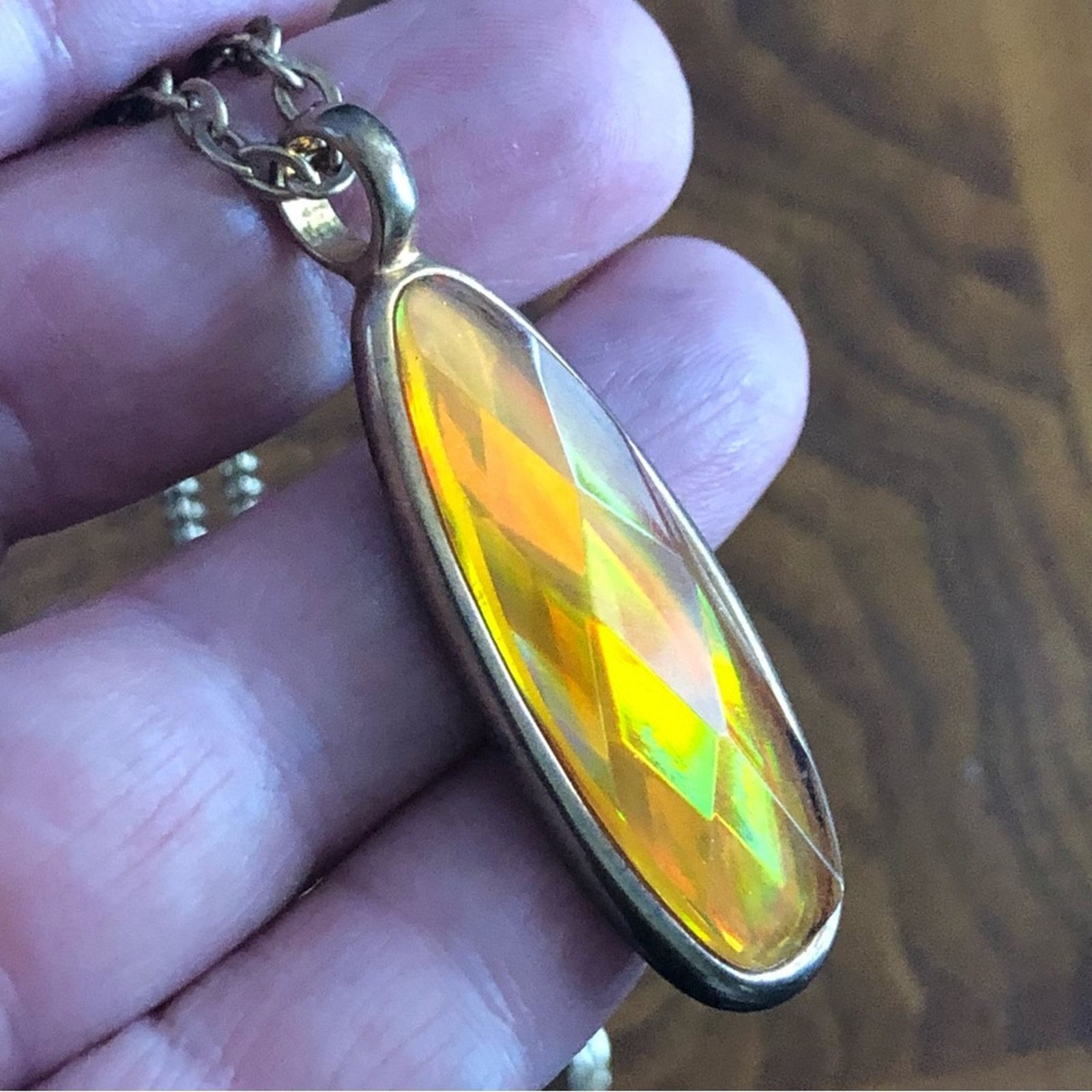 Vintage Vintage Roman long raindrop faceted glass gem on chain Size ONE SIZE - 9 Thumbnail