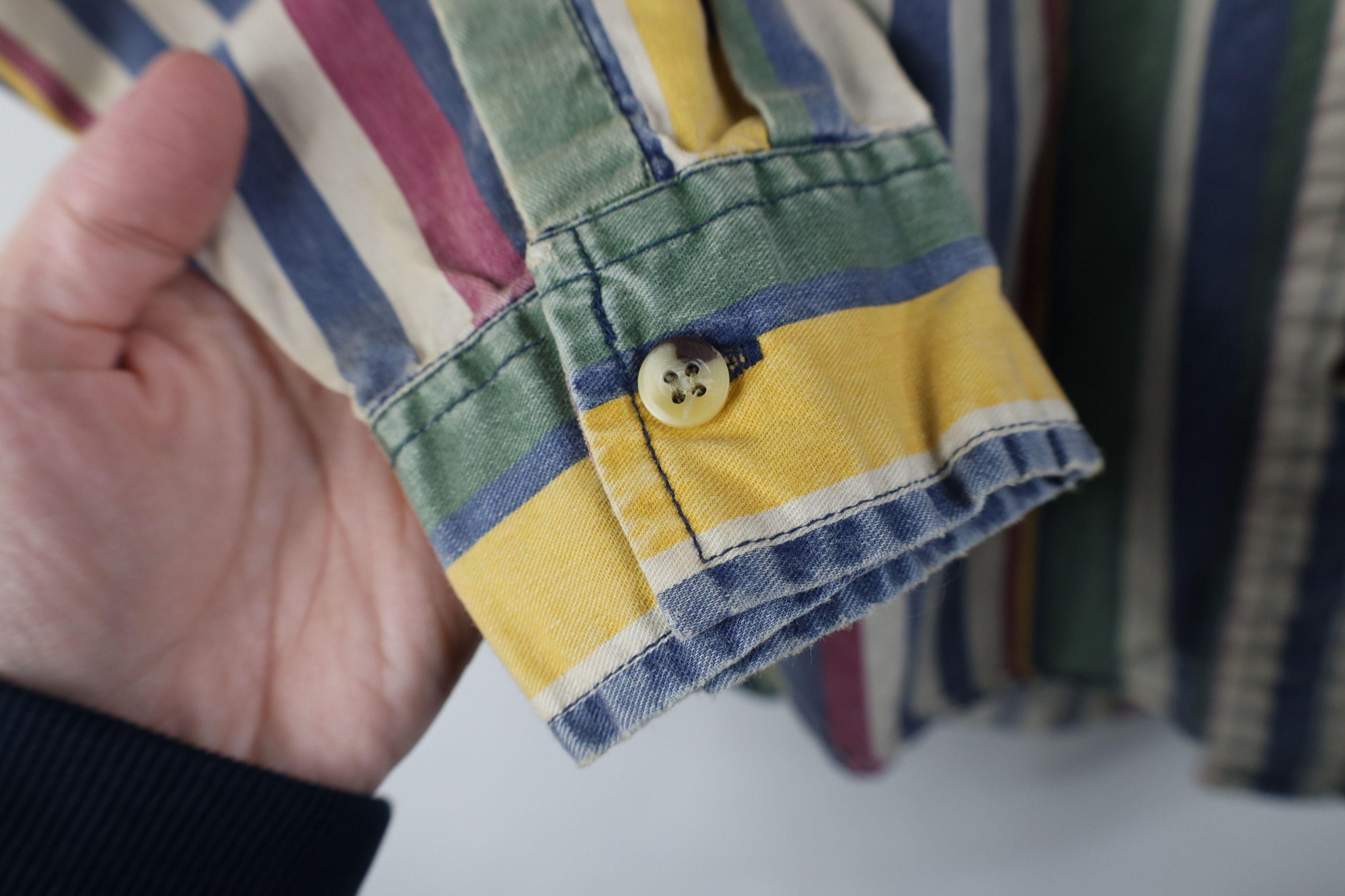 Vintage Vintage 90s Streetwear Rainbow Striped Button Down Shirt Size US M / EU 48-50 / 2 - 7 Thumbnail