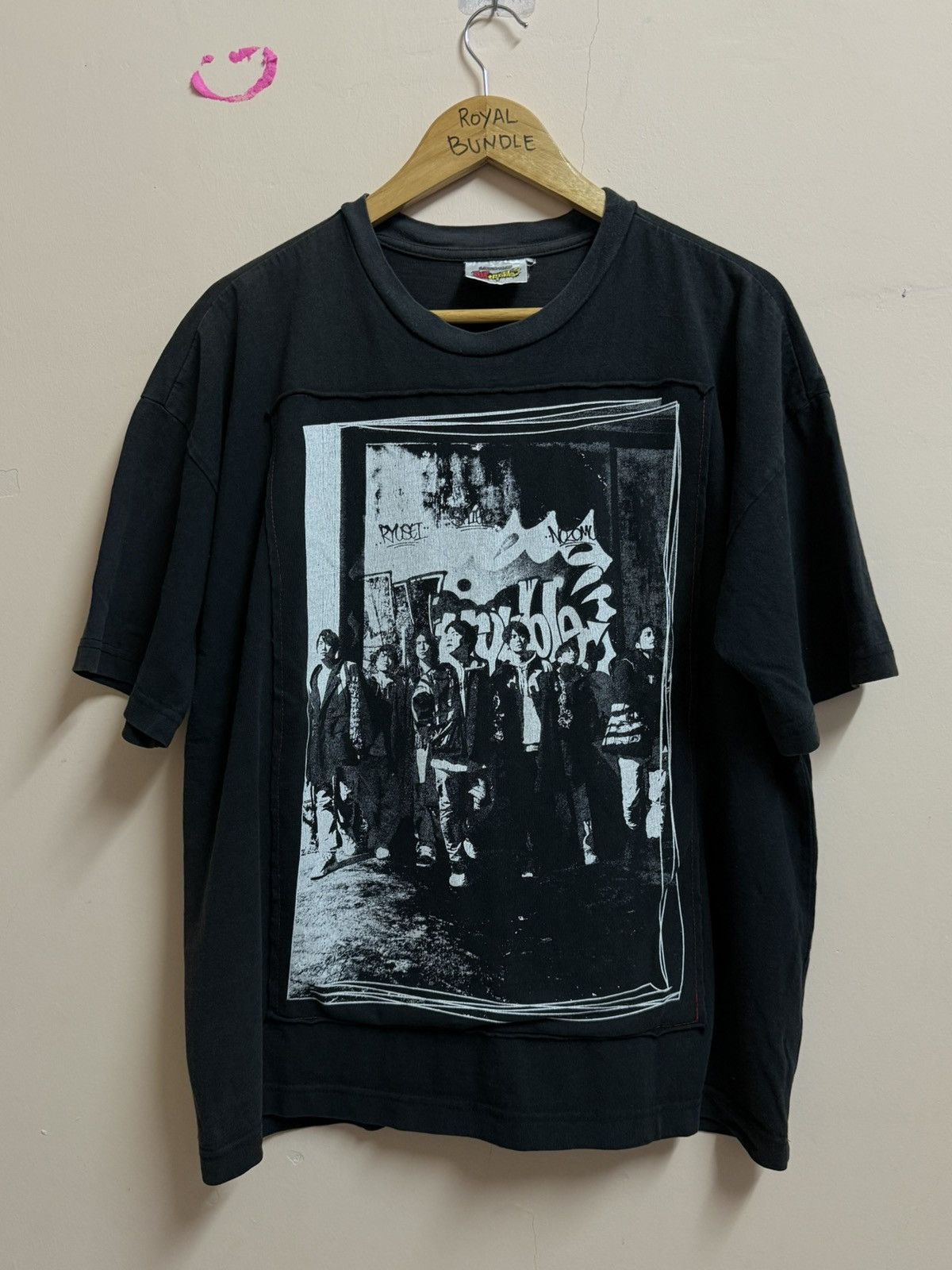 Band Tees Line Up Trouble Johnny Size US XL / EU 56 / 4 - 1 Thumbnail
