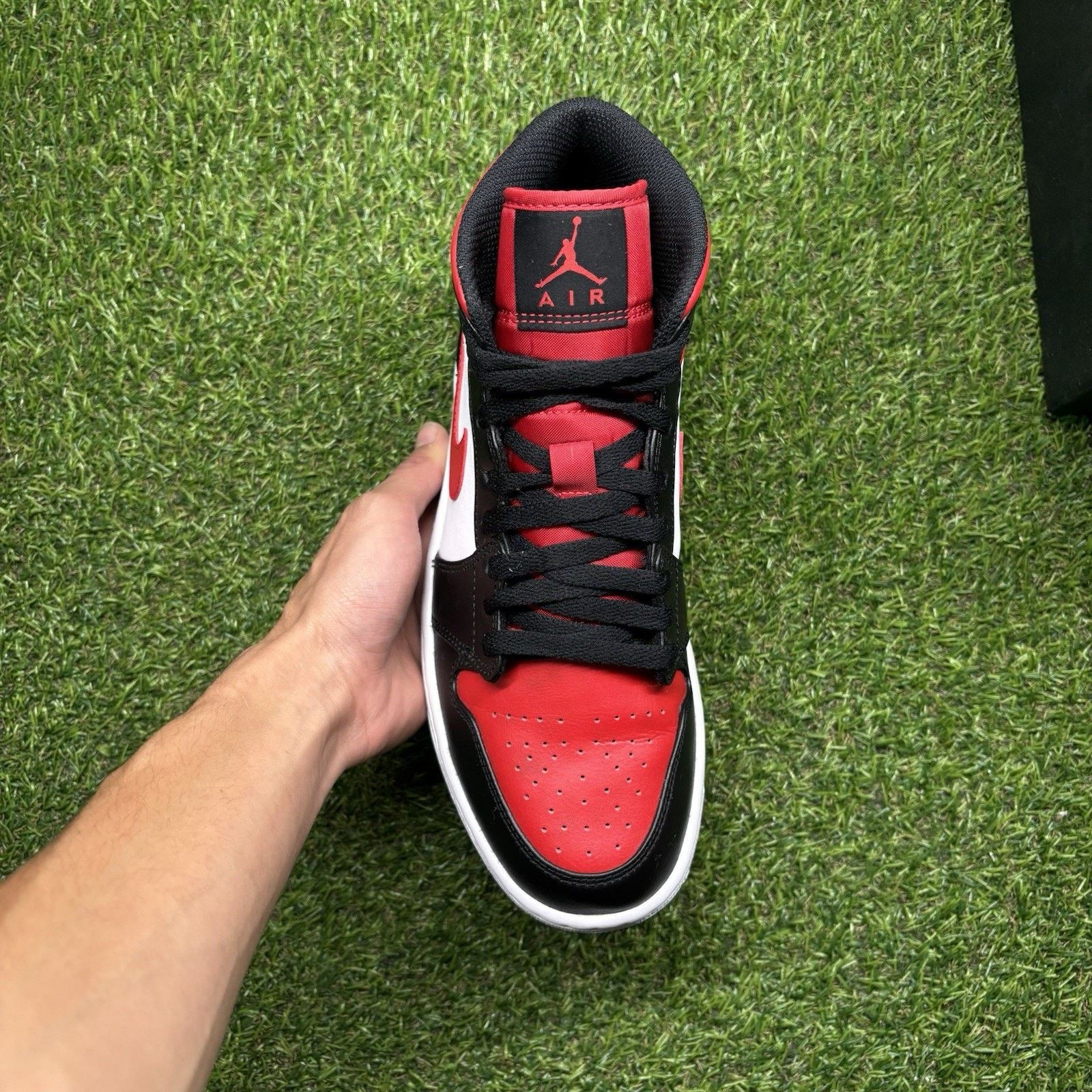 Jordan Brand Size 8 - Jordan 1 Mid Bred Toe | EXCELLENT CONDITION! Size US 8 / EU 41 - 5 Thumbnail