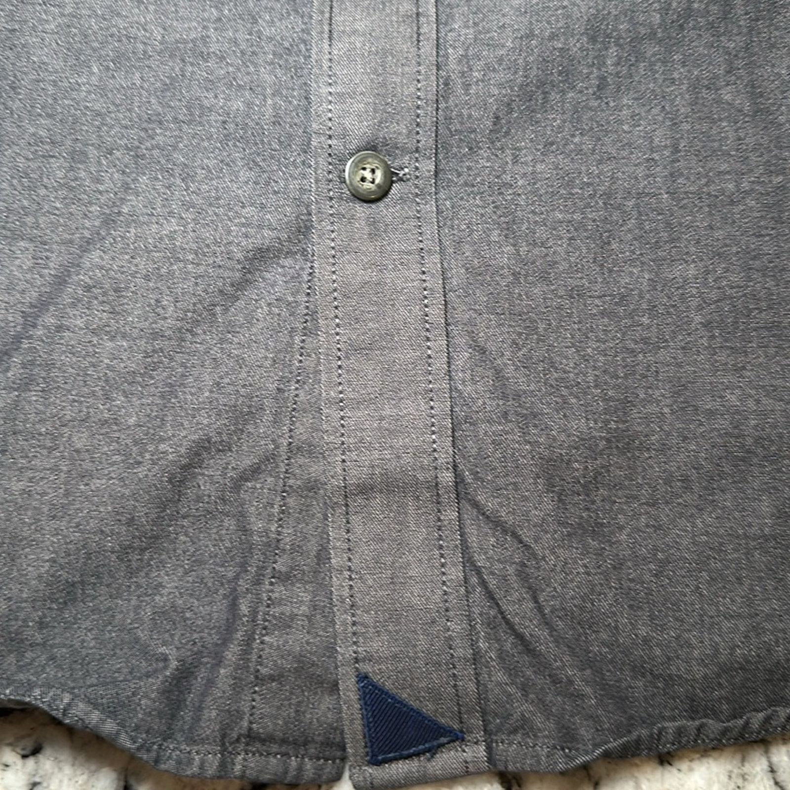 UNTUCKit UNTUCKit Long Sleeve Button Down - 2XL Size US XXL / EU 58 / 5 - 6 Thumbnail